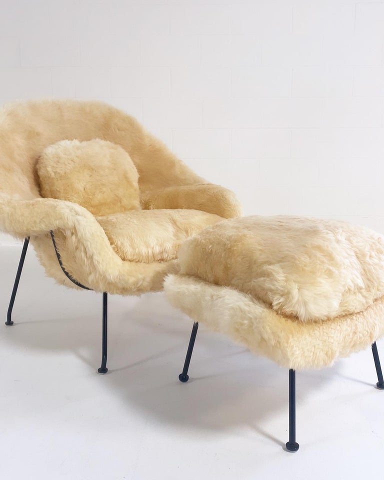 Forsyth Bespoke Eero Saarinen Womb Chair and Ottoman in Texas Sheepskin For Sale 2