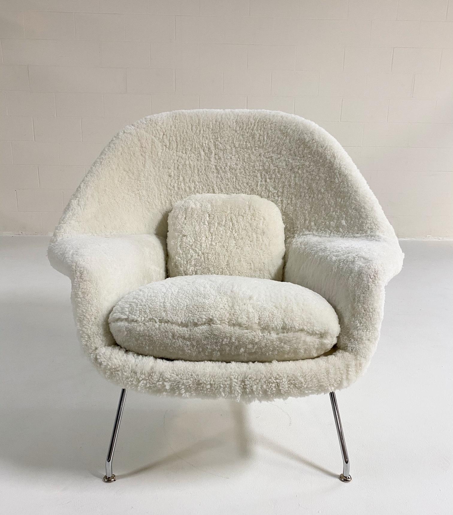 Mid-Century Modern Forsyth Bespoke Eero Saarinen Womb Chair in Australian Sheepskin For Sale