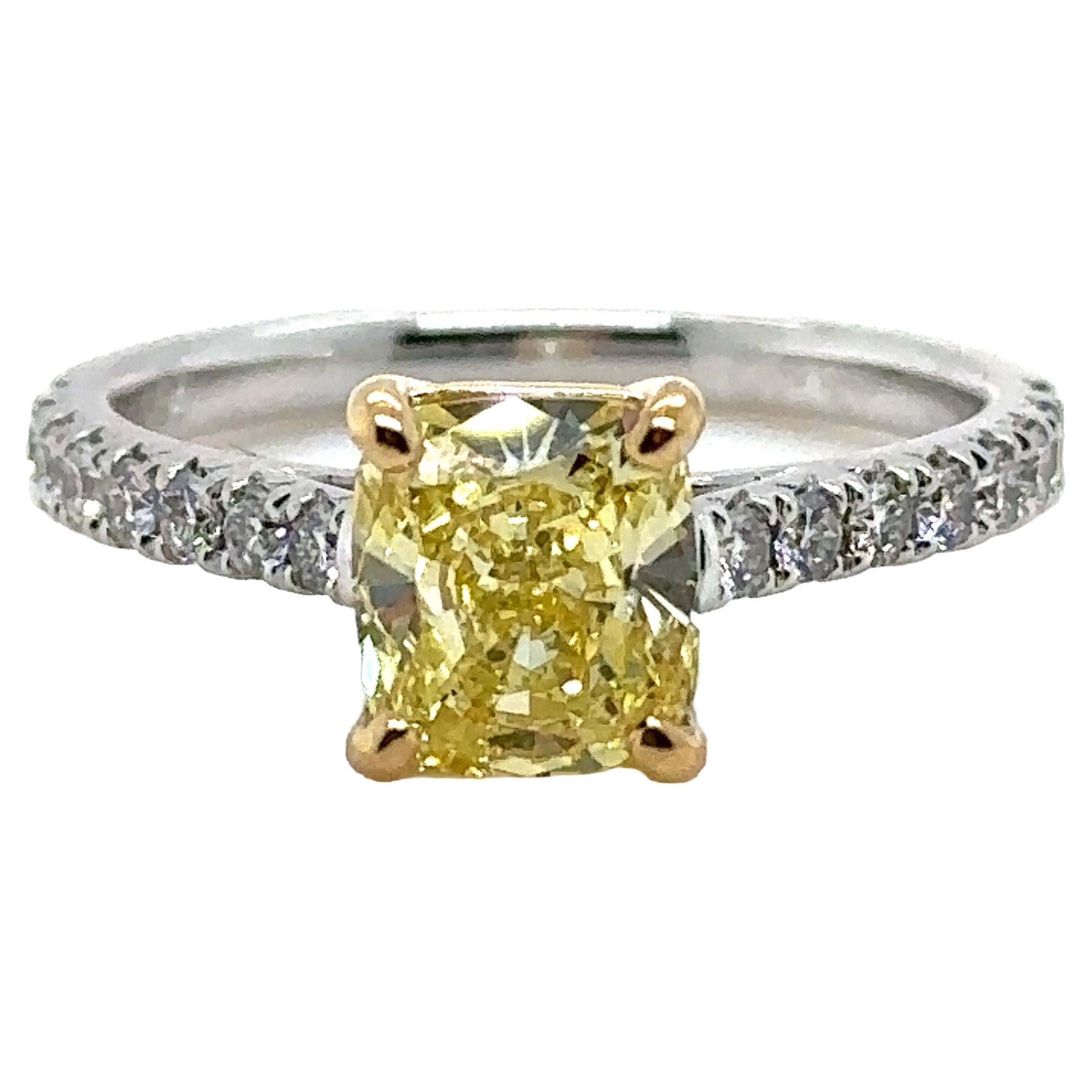 Bague de fiançailles sur mesure avec diamant Tiffany & Co 1,63 carat en vente