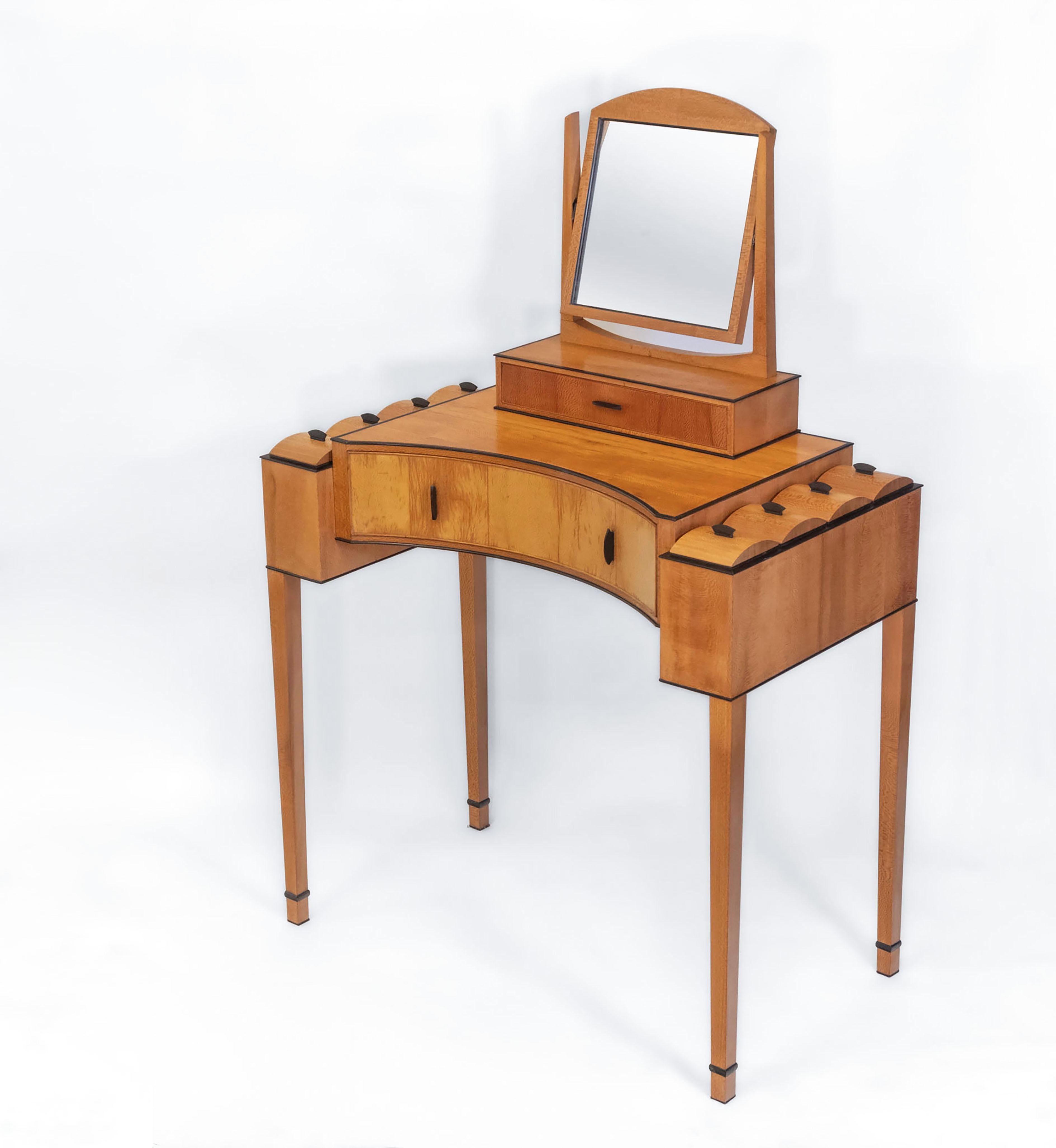 Tavolino da toeletta su misura in legno di platano e ebano inglese Art Deco Revival 1984 in vendita 11
