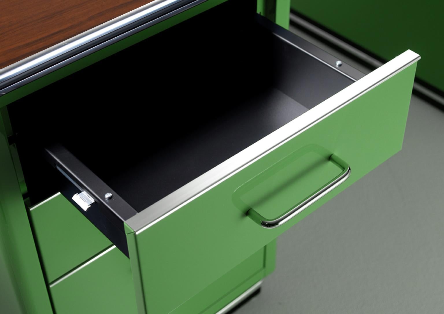 Modern Bespoke Executive Metal Desk, Lacquered Steel, Walnut Veneer, Industrial Design For Sale