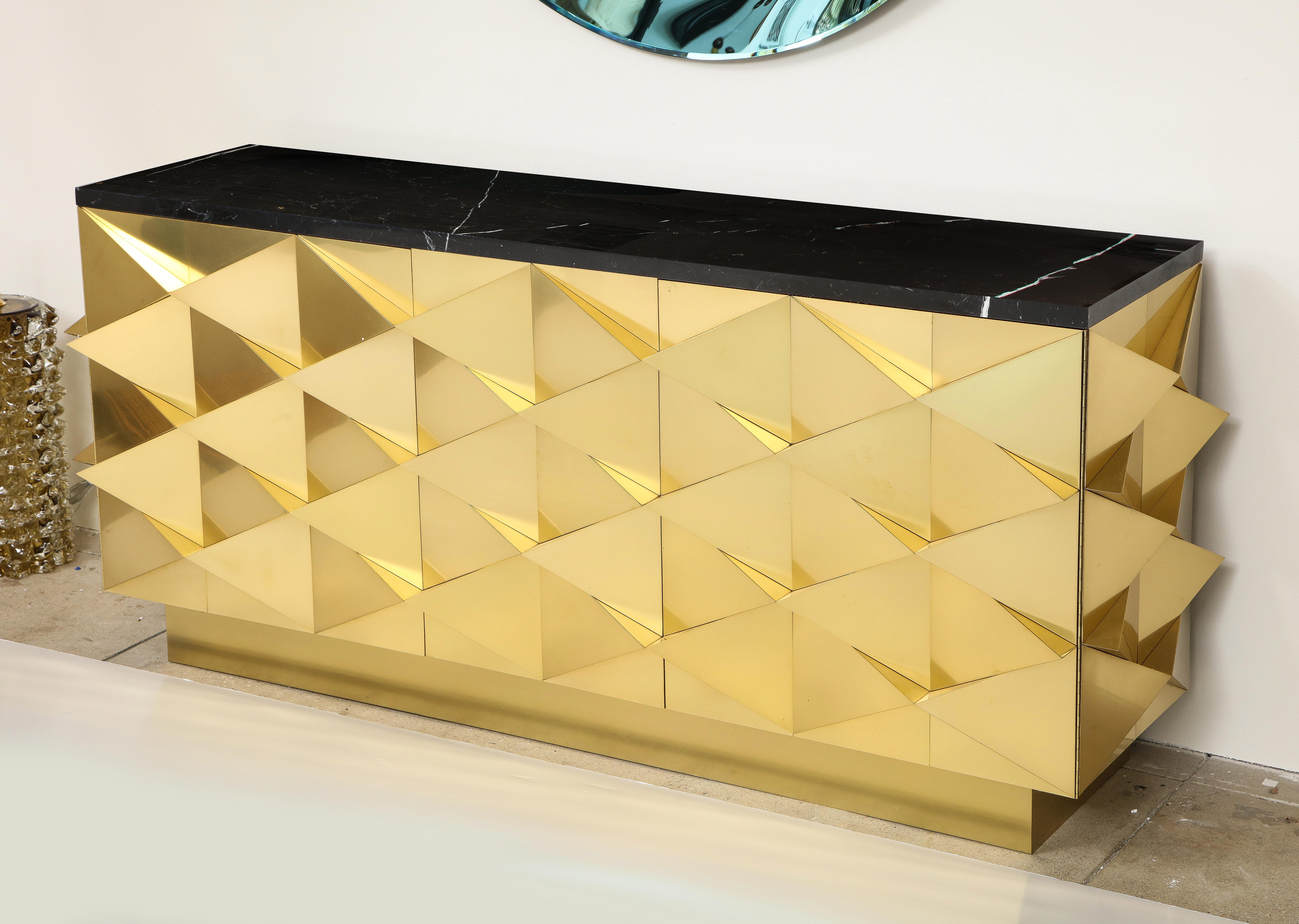 Geometric Lacquered Brass and Black Marquina Marble Top Sideboard, Italy, 2022 For Sale 1
