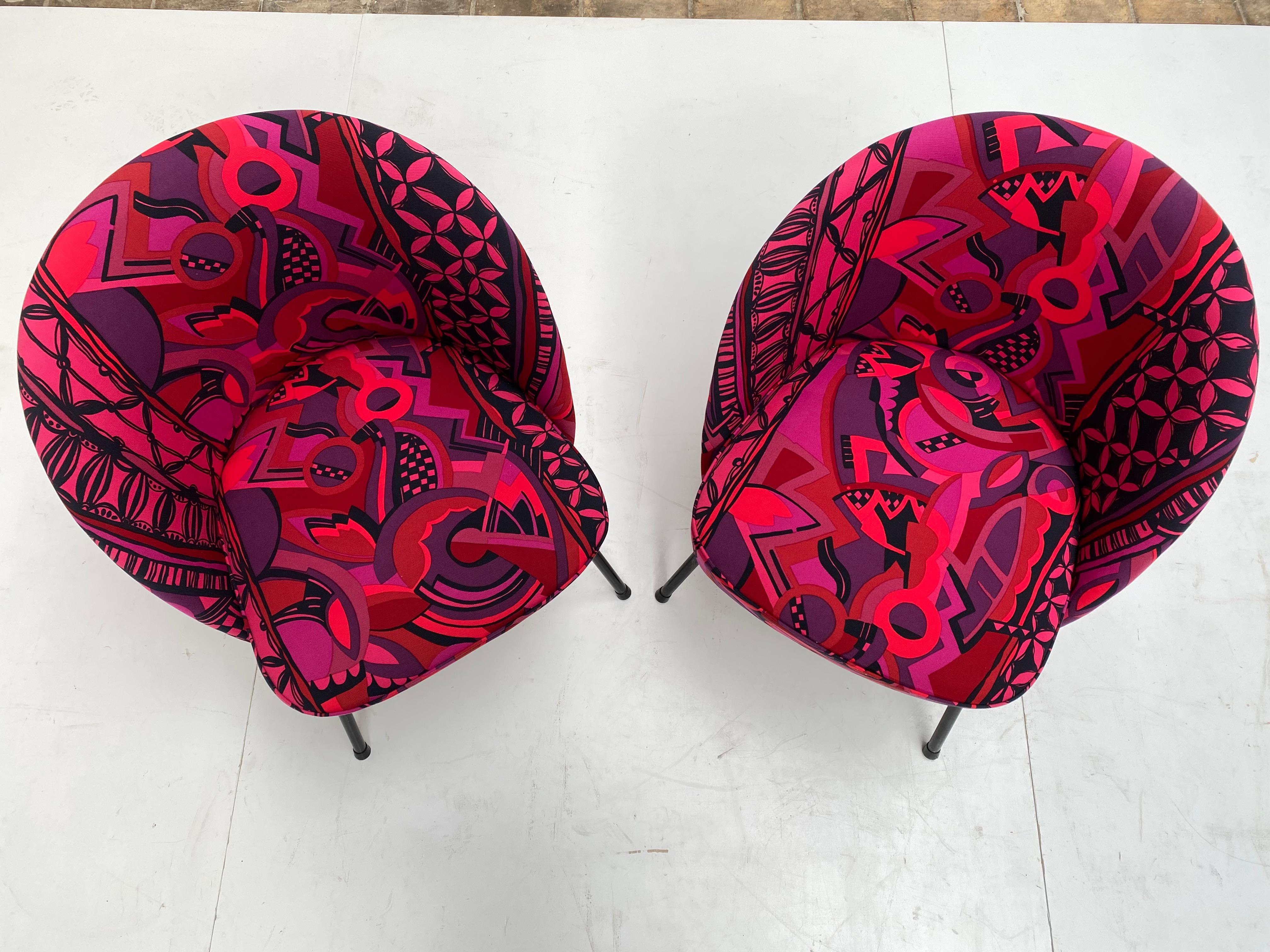 Bespoke Gianni Versace Fabric Custom Upholstered Pair of 1950's Cocktail Chairs For Sale 1