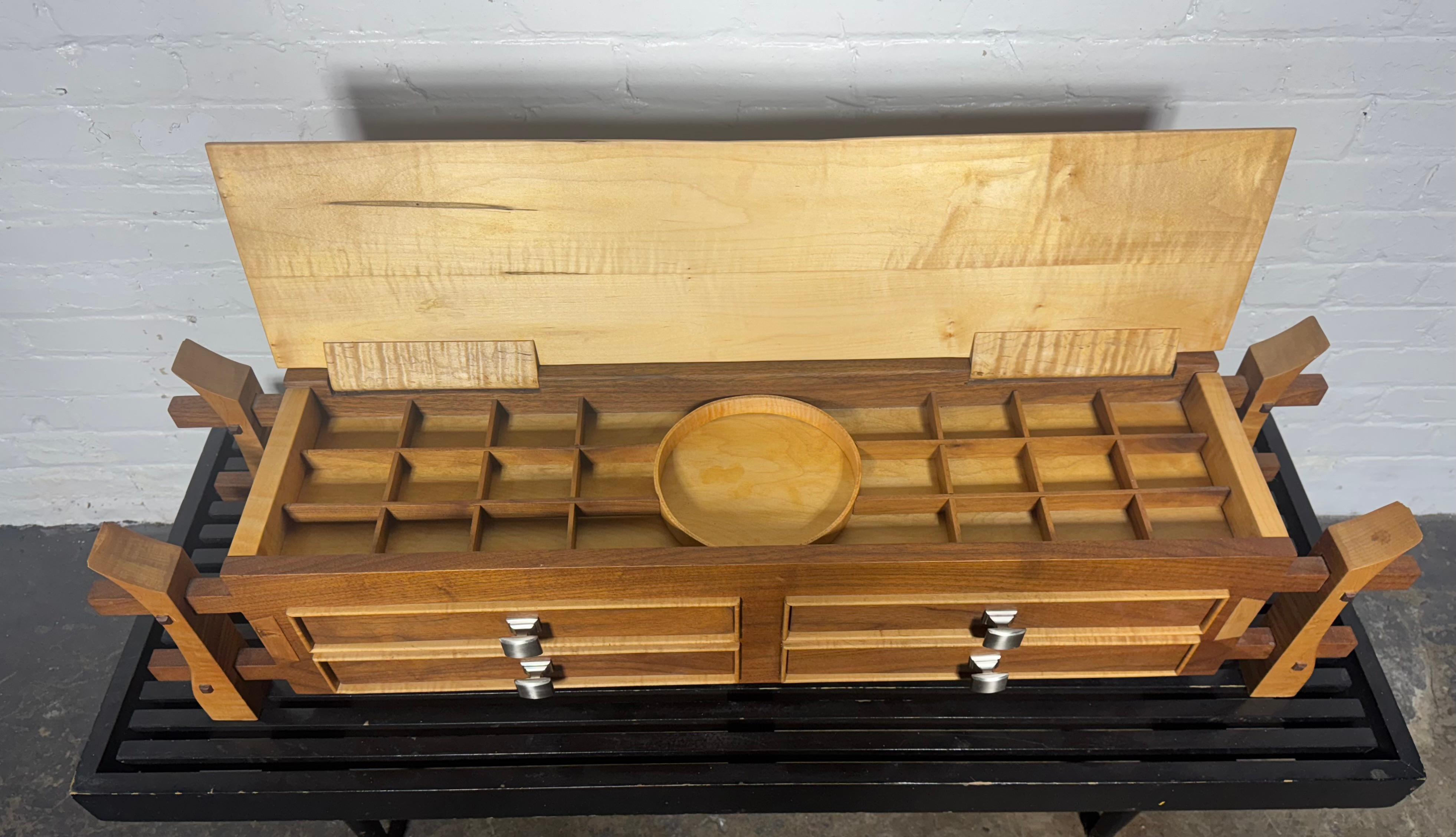 Joyero / Caja de Baratijas Artesanal Contemporáneo Modernista Asiático Hecho a Mano Siglo XXI y contemporáneo