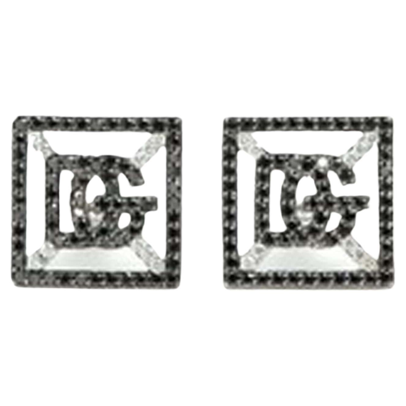 Schwarzer quadratischer SG 14K Gold-Ohrstecker mit Monogramm, schwarzer Diamant
