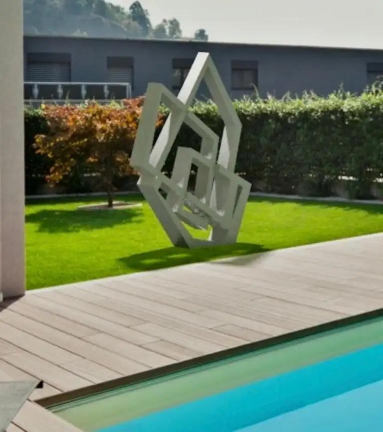 Bespoke Italian Aluminum Handmade Geometric Modern Tall Sculpture on Marble Base For Sale 3