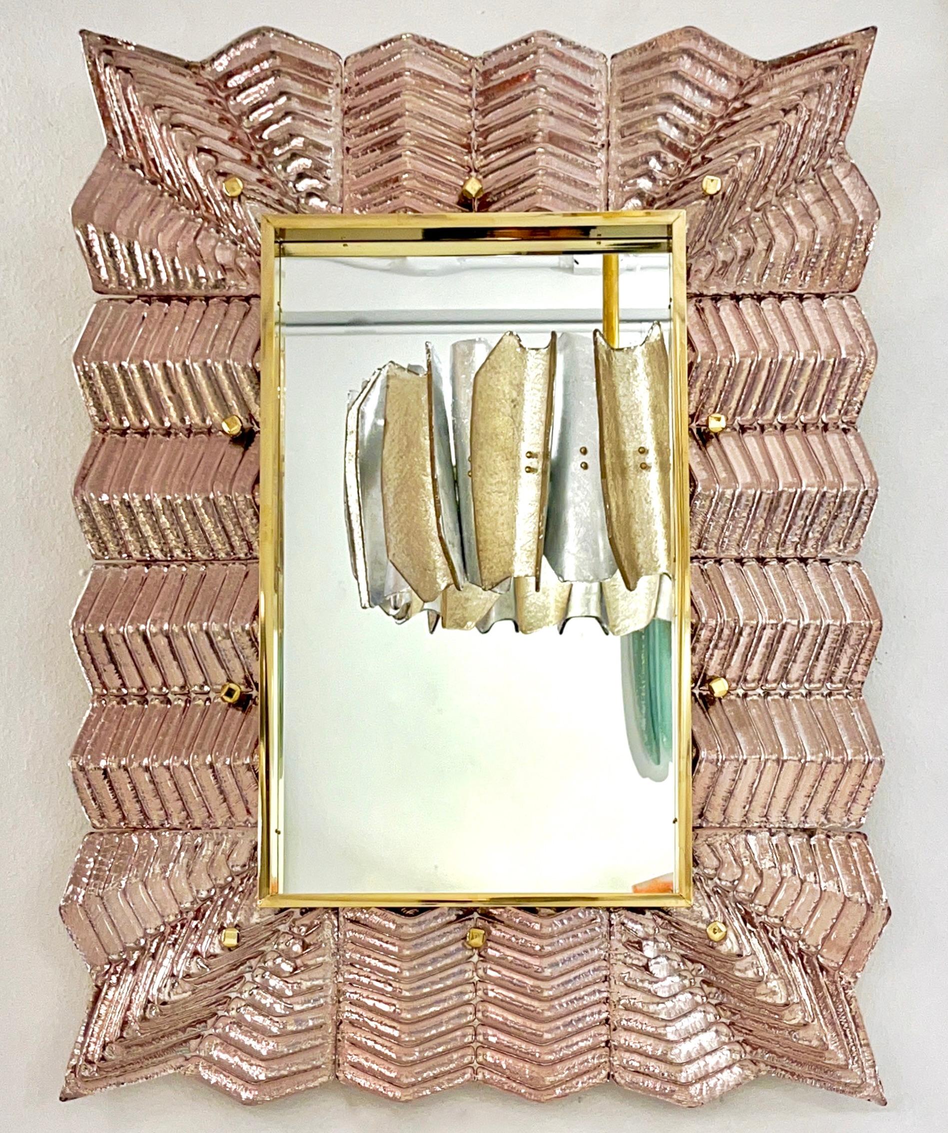 Bespoke Italian Art Deco Design Small Ruffled Pink Murano Glass Brass Mirror For Sale 7