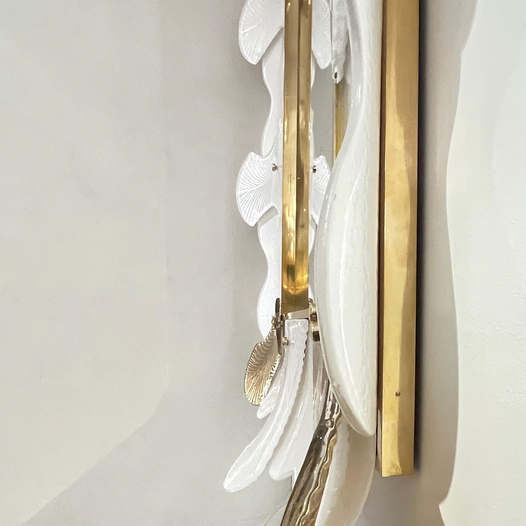 Hand-Crafted Bespoke Italian Art Deco Style Curved Leaf White Gold Murano Glass Brass Mirror For Sale