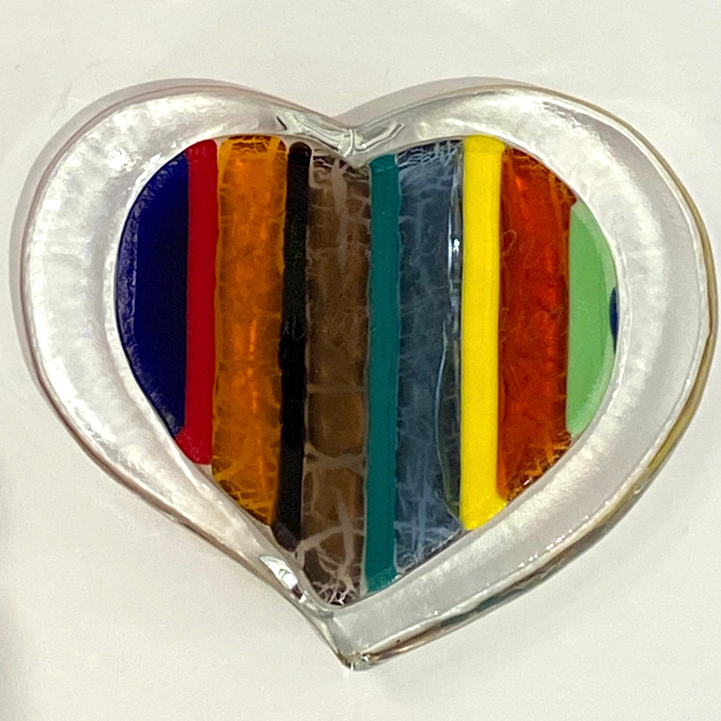 Contemporary Italian HEART paperweight with striped post-modern decor, exclusive for Cosulich Interiors & Antiques by Veve Glass, entirely handcrafted in colored Murano glass, gold, blue, yellow, black, red, dark green, and apple green jade colors,