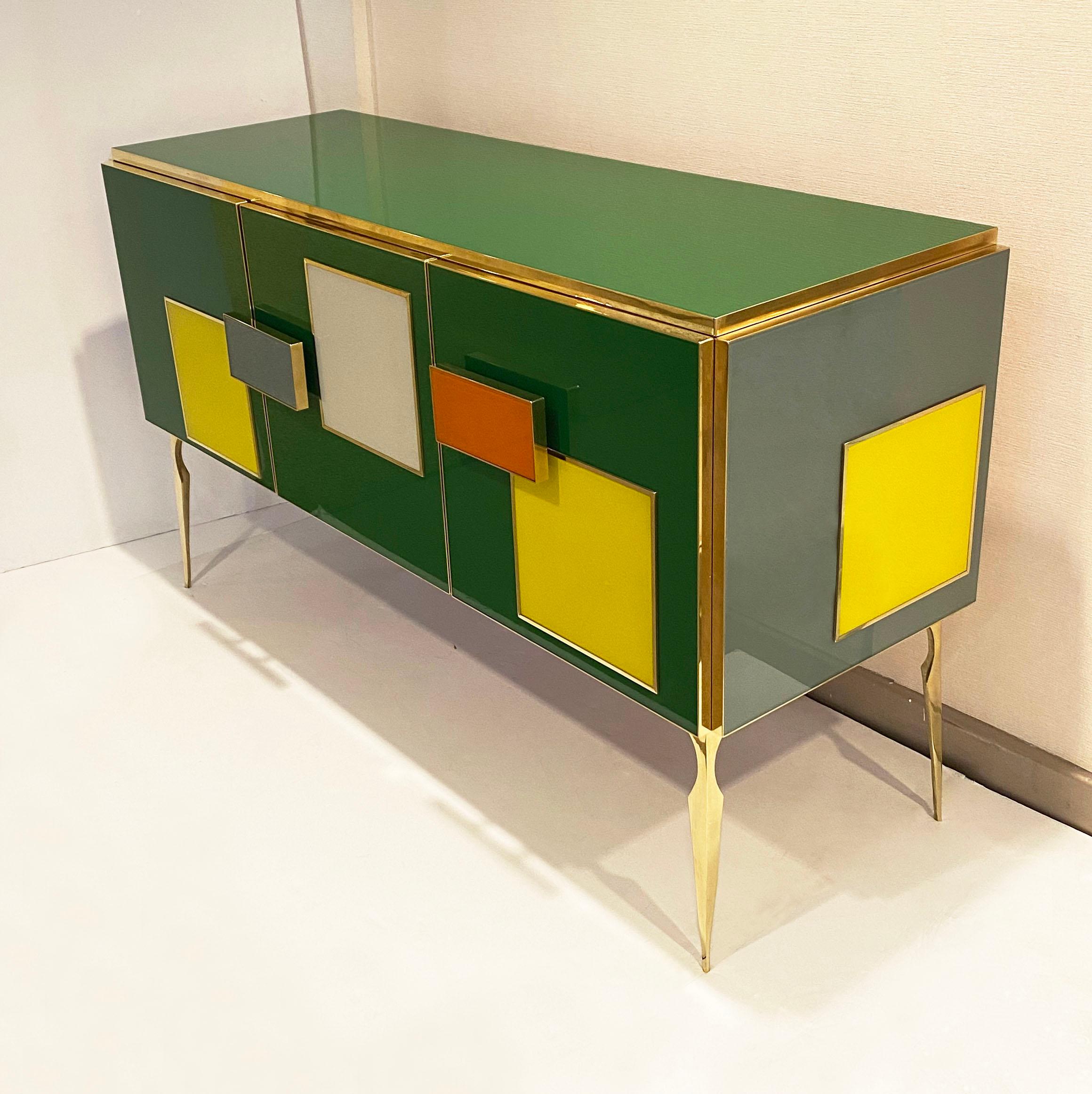 Buffet italien sur mesure de style postmoderne gomtrique vert, orange, jaune et gris en vente 8