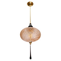 Lampe à suspension horizontale ovale italienne sur mesure en laiton et verre de Murano noir et rose