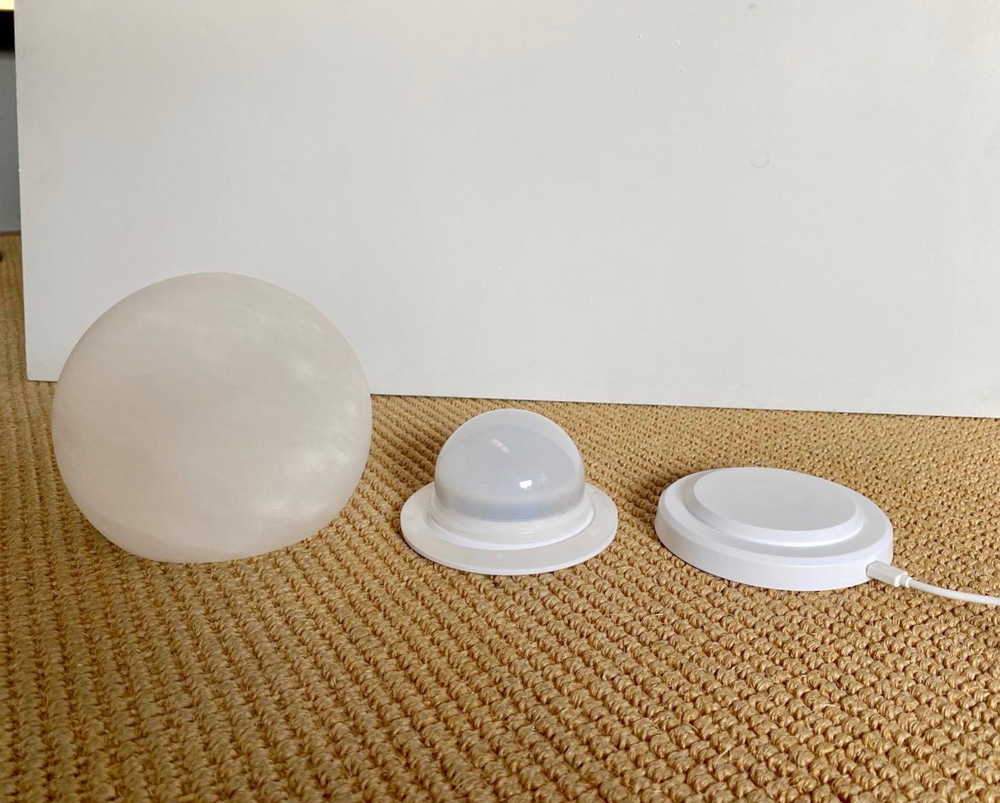 Bespoke Italian Minimalist White Alabaster Moon Wireless Round Table/Desk Lamp For Sale 7
