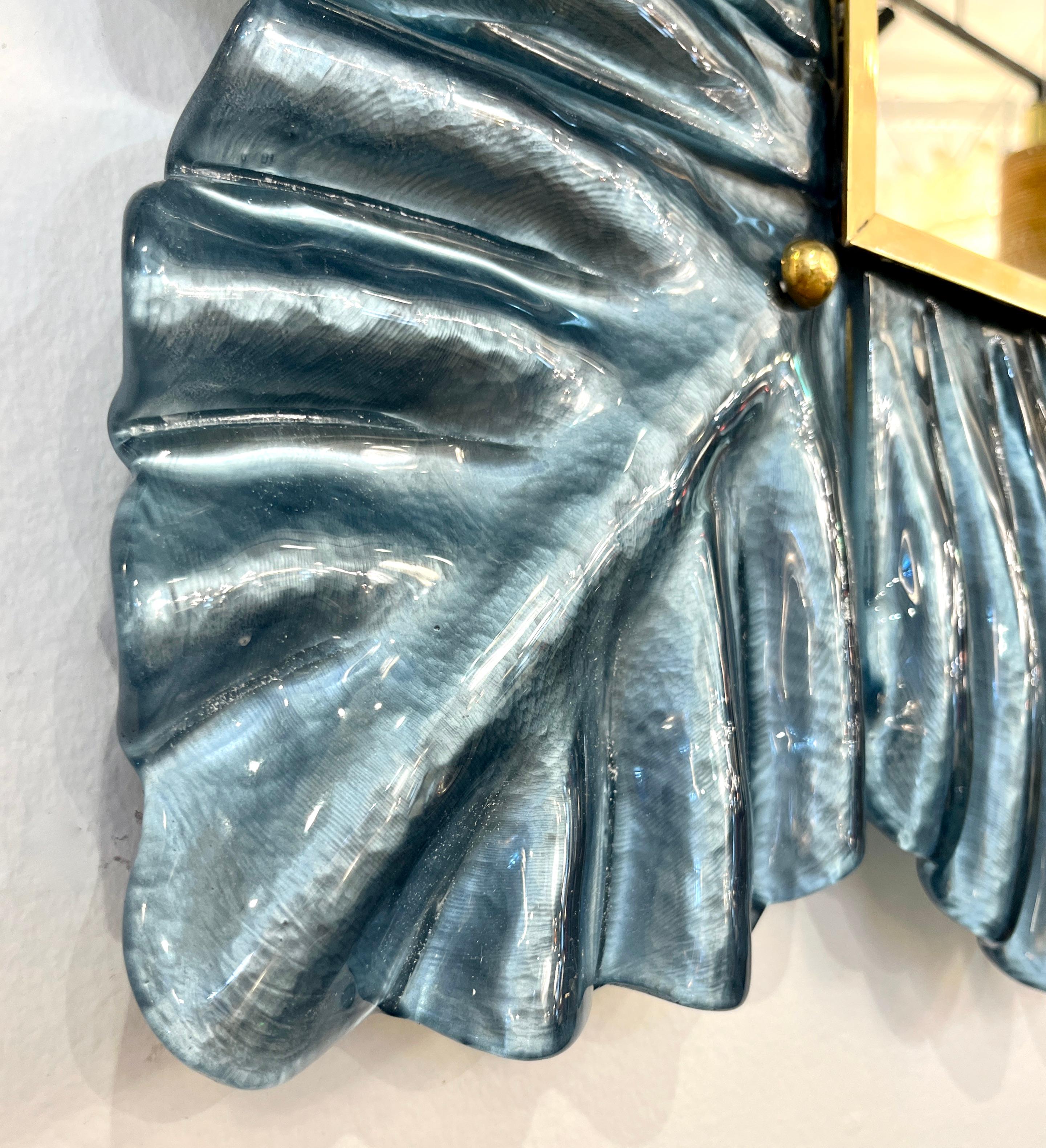 Bespoke Italian Modern Leaf Design Avio Silver Blue Murano Glass Brass Mirror In New Condition For Sale In New York, NY