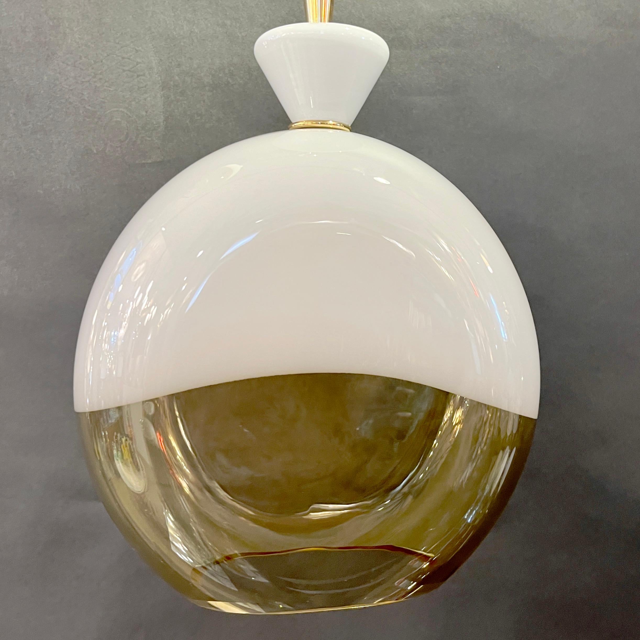 italien Lights de Murano en verre organique ambre blanc plat et sphéroïde, fabriqués sur mesure en Italie en vente