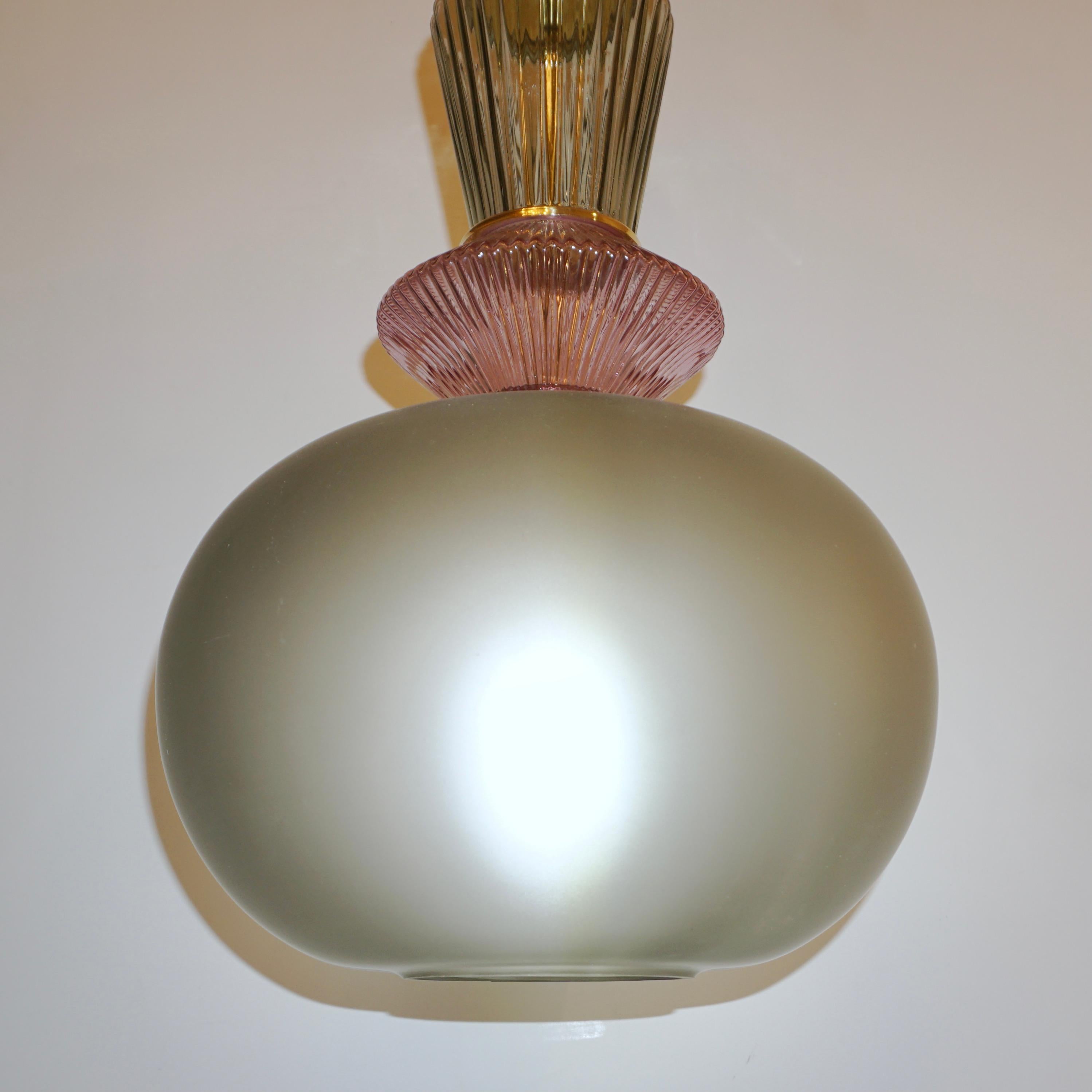 Bespoke Italian Organic Amethyst Gray Green Murano Glass Brass Pendant Light For Sale 2