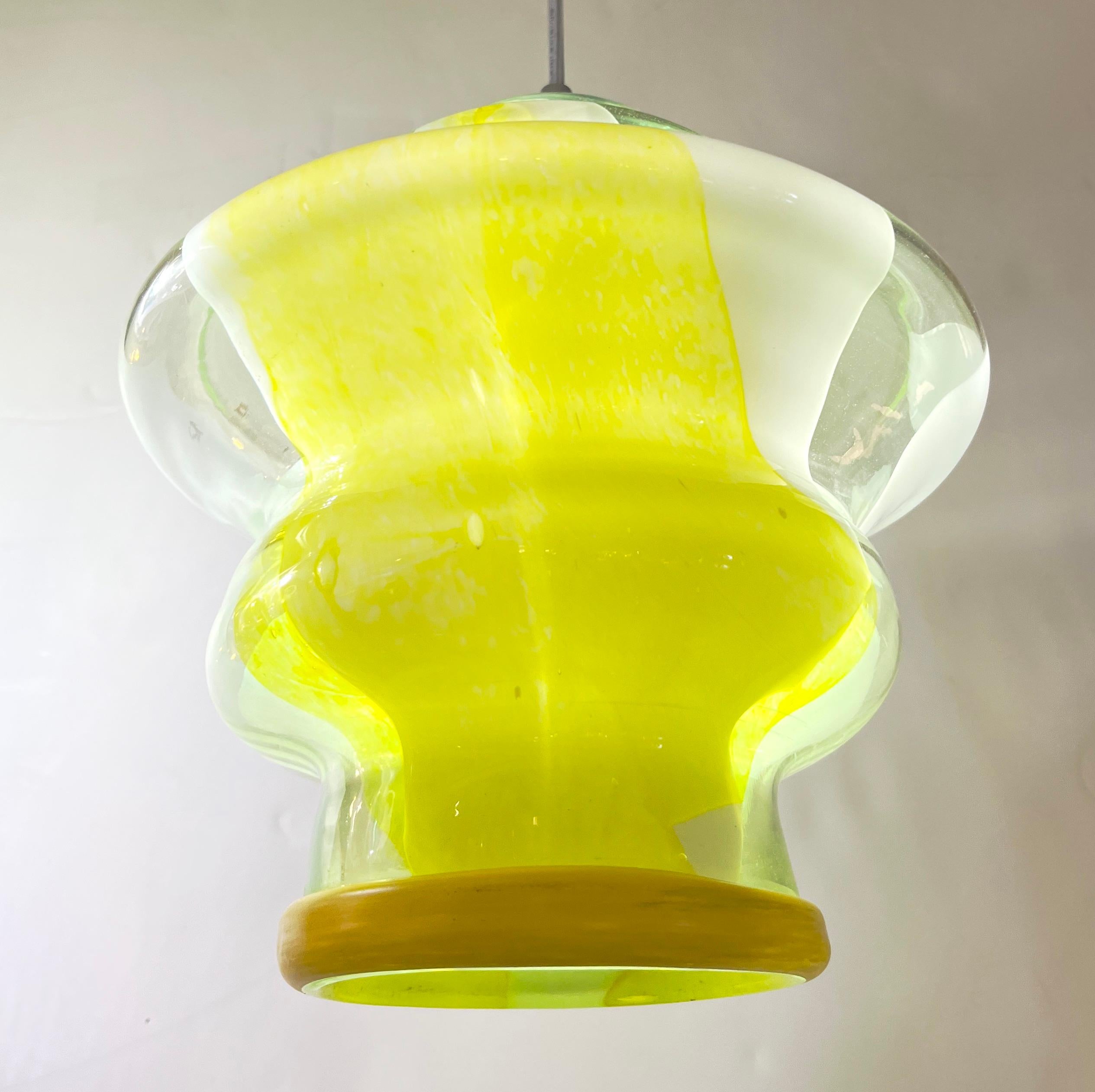 Bespoke Italian Organic Lemon Yellow White Step Tulip Murano Glass Pendant Light For Sale 6