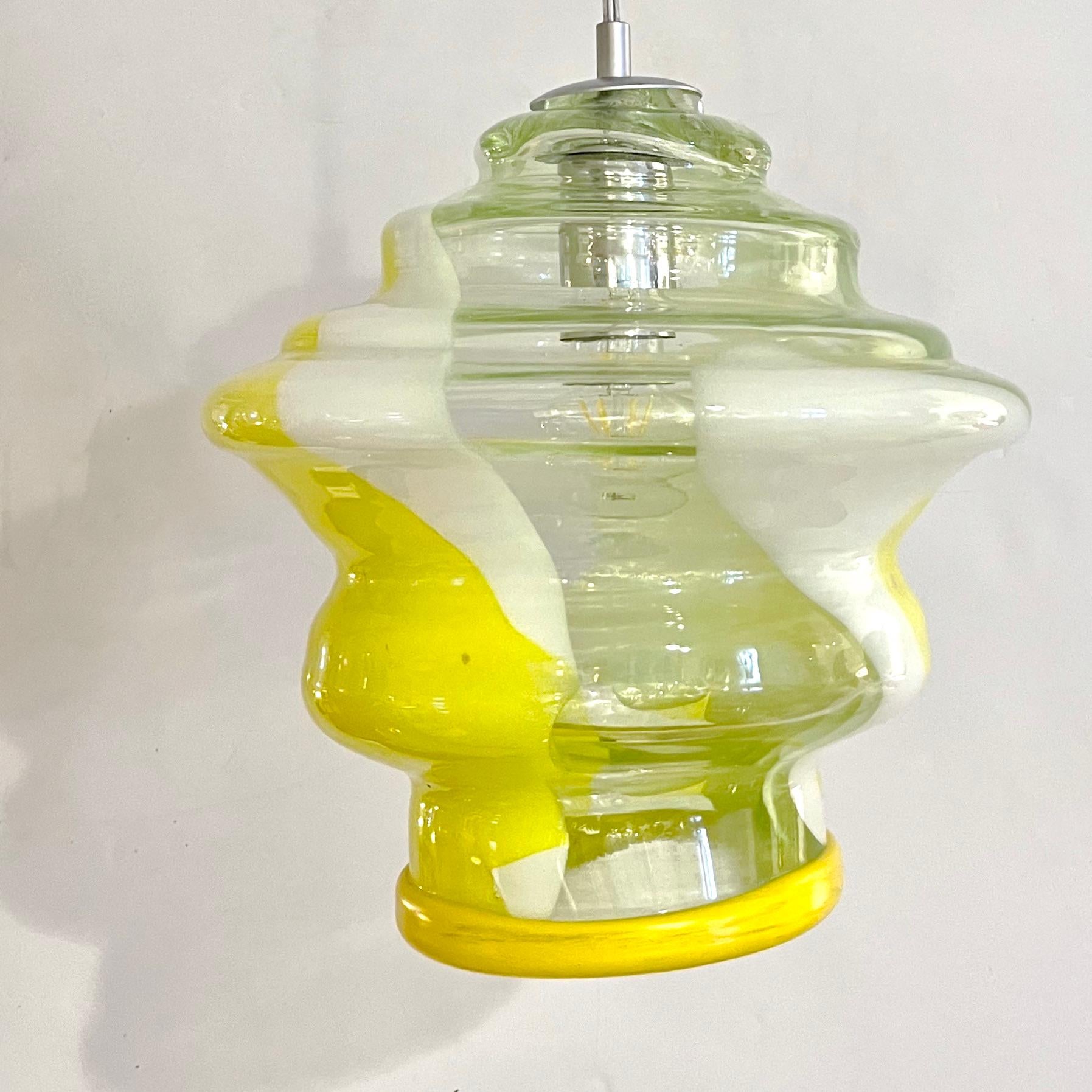 Organic Modern Bespoke Italian Organic Lemon Yellow White Step Tulip Murano Glass Pendant Light For Sale
