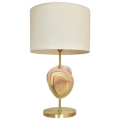 Lampe de bureau italienne satellite sur mesure en laiton satiné Onyx ambré, organique et moderne