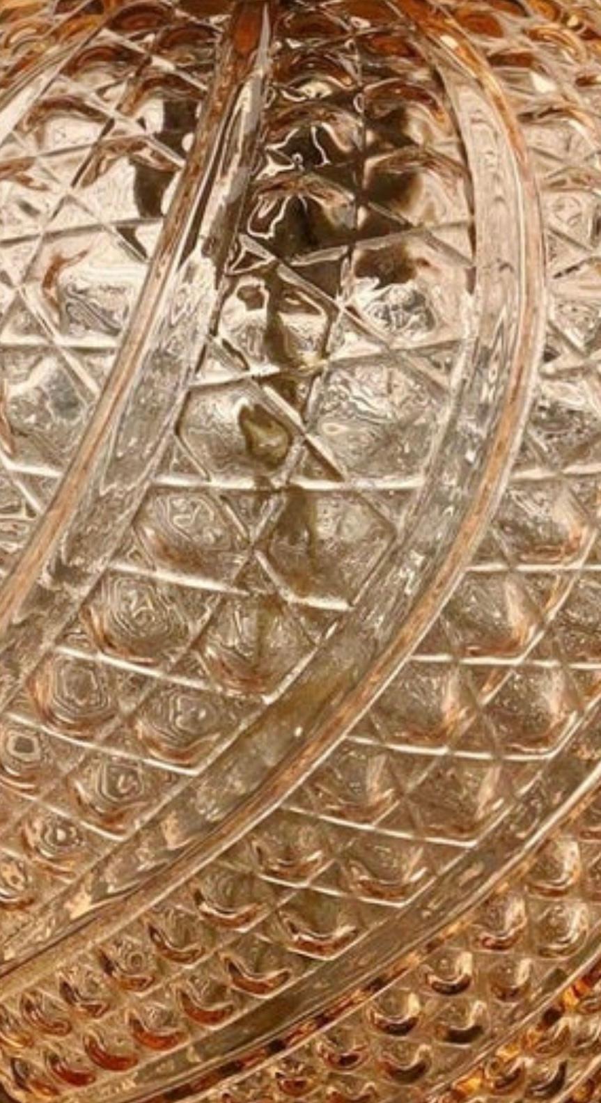 Pendente ovale italiano su misura a forma di uovo in vetro di Murano, nero e rosa, in ottone in vendita 2