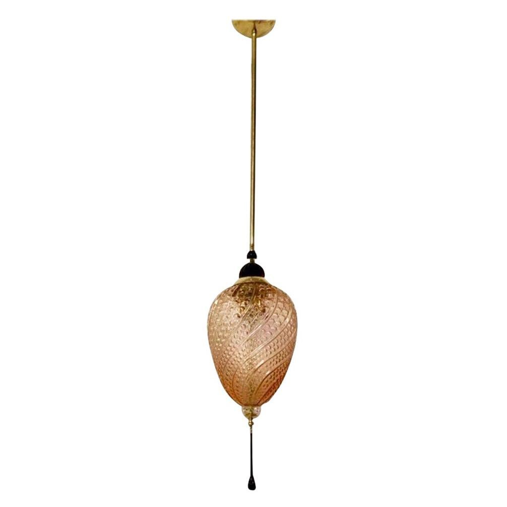 Lampe à suspension ovale italienne sur mesure en verre de Murano et cristal noir et rose avec œufs