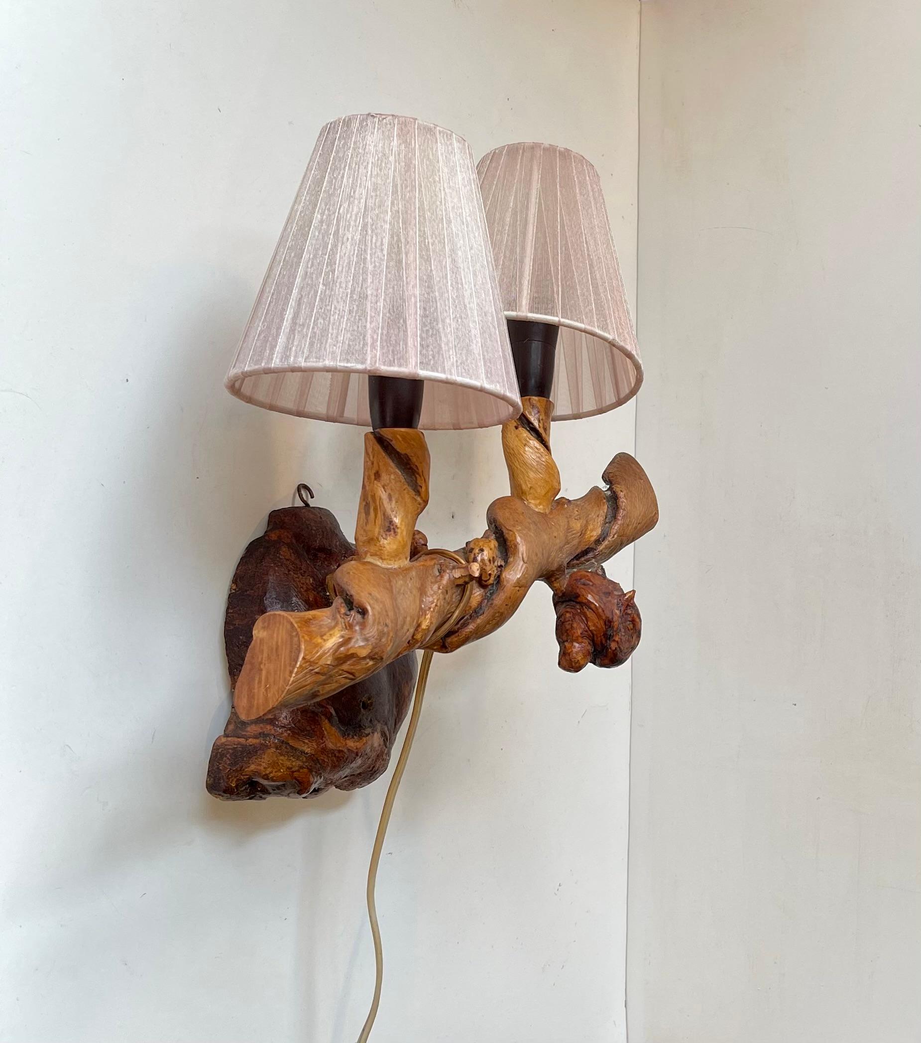 Mid-Century Modern Bespoke Italian Pink Dual Wall Sconce in Old Vine Tree, 1950s For Sale