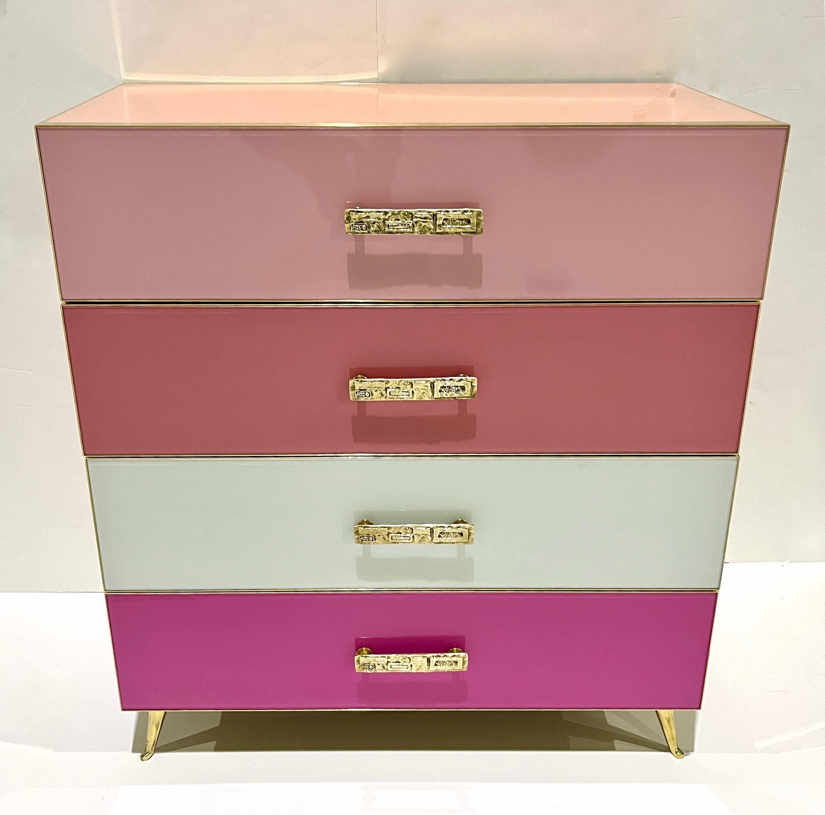 Hand-Crafted Bespoke Italian Post-Modern Pink Rose Blush White Glass 4-Drawer Semainier Chest For Sale