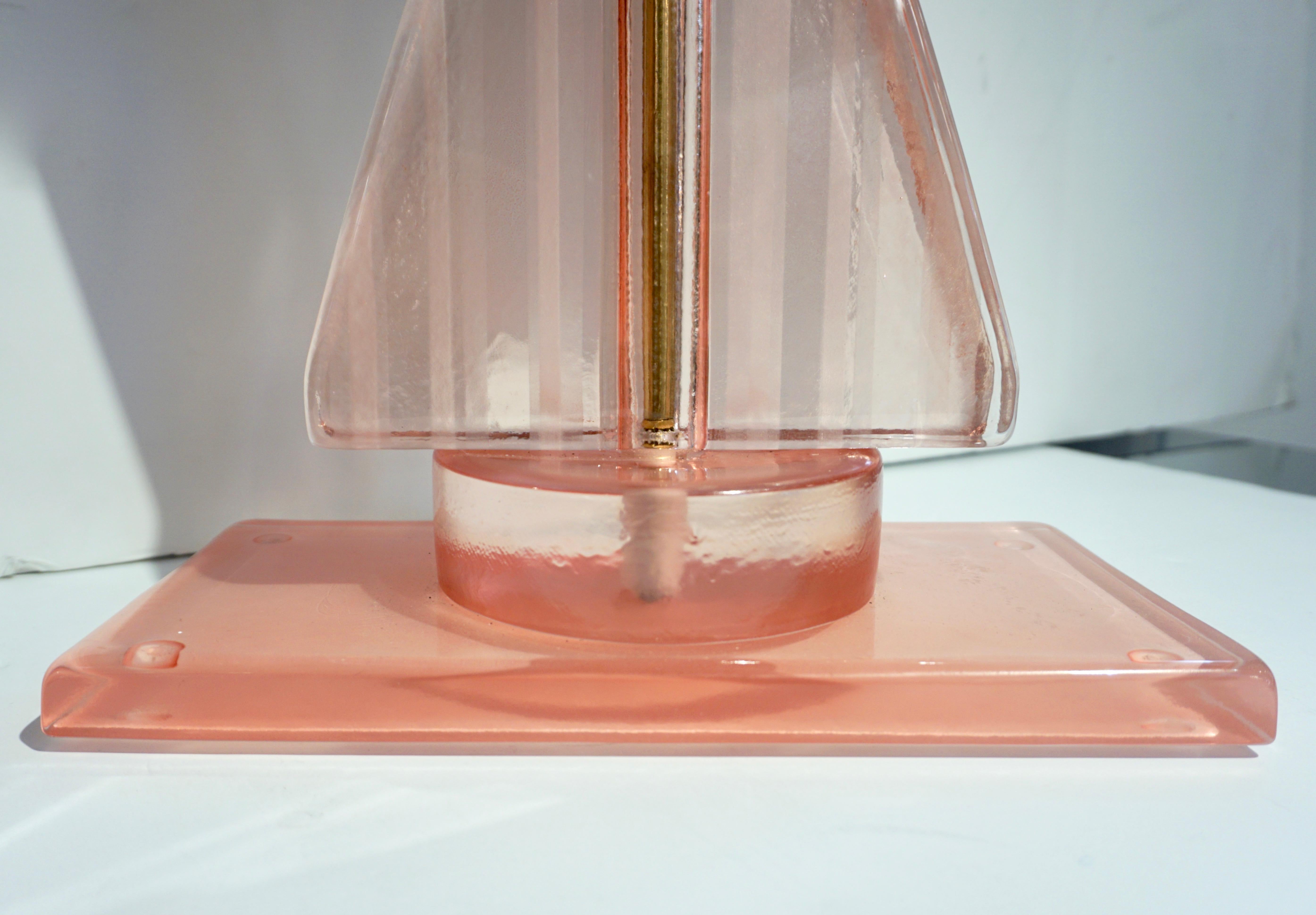 Lampe de bureau italienne sur mesure de style post-moderne en verre de Murano rose et rose, de couleur géométrique en vente 5