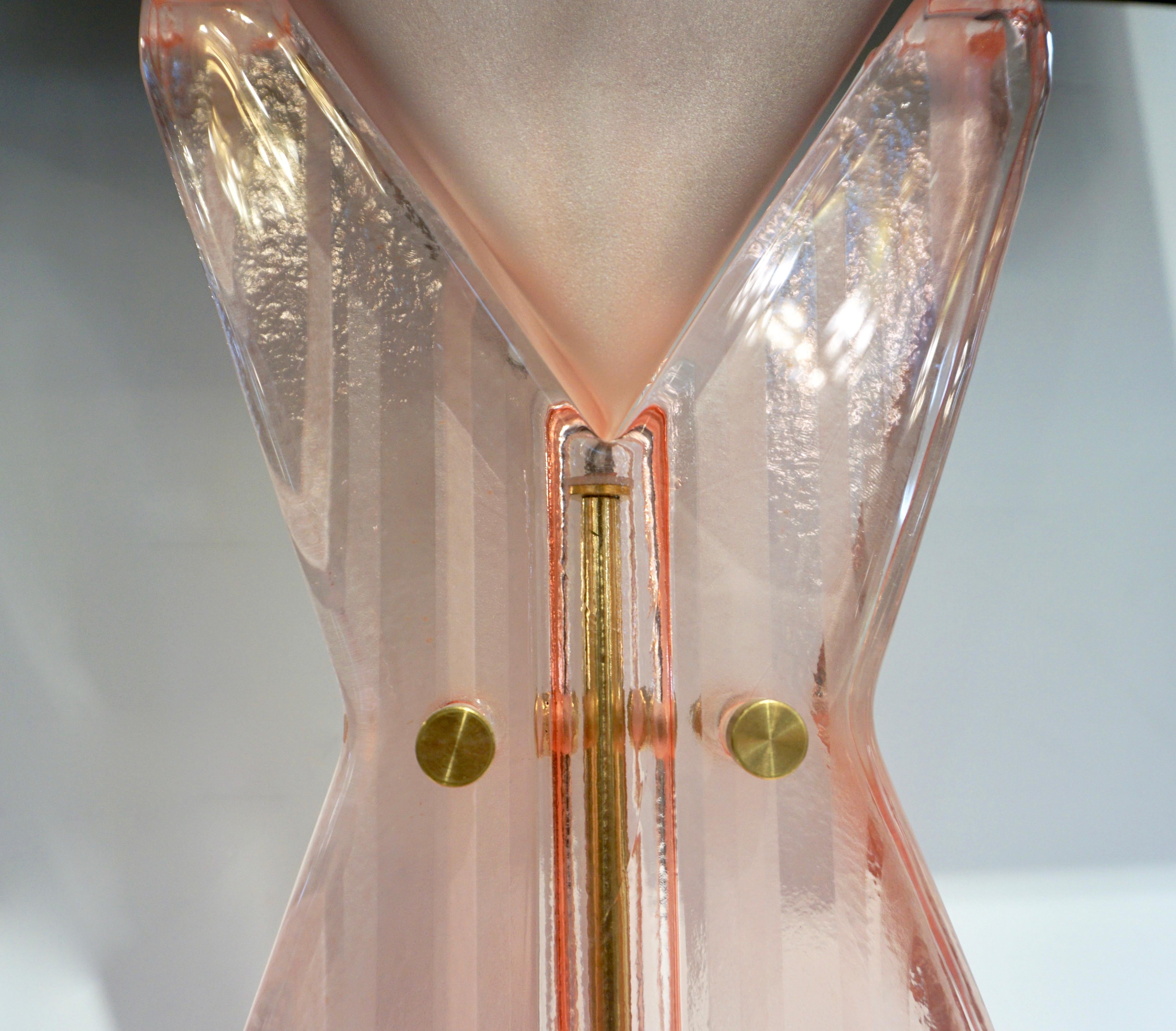 Lampe de bureau italienne sur mesure de style post-moderne en verre de Murano rose et rose, de couleur géométrique en vente 8