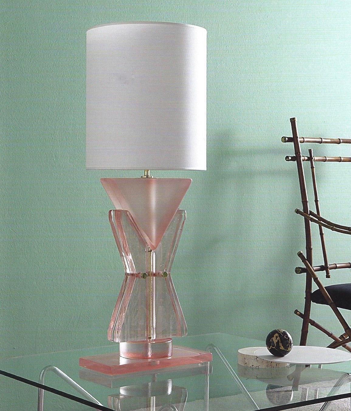 Lampada da tavolo postmoderna italiana su misura in vetro di Murano rosa e geometrico in vendita 8