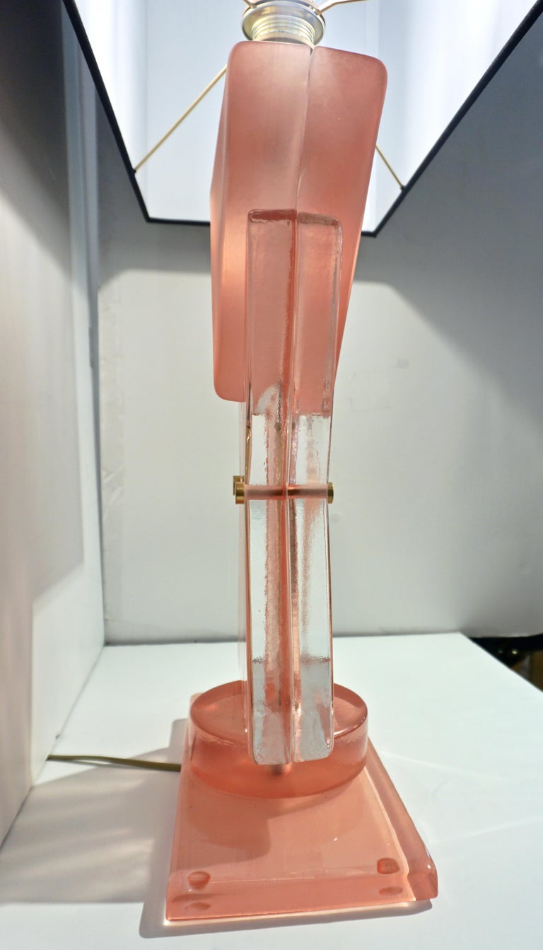 Bespoke Italian Post Modern Rose Pink Murano Glass Geometric Couture Table Lamp In New Condition For Sale In New York, NY