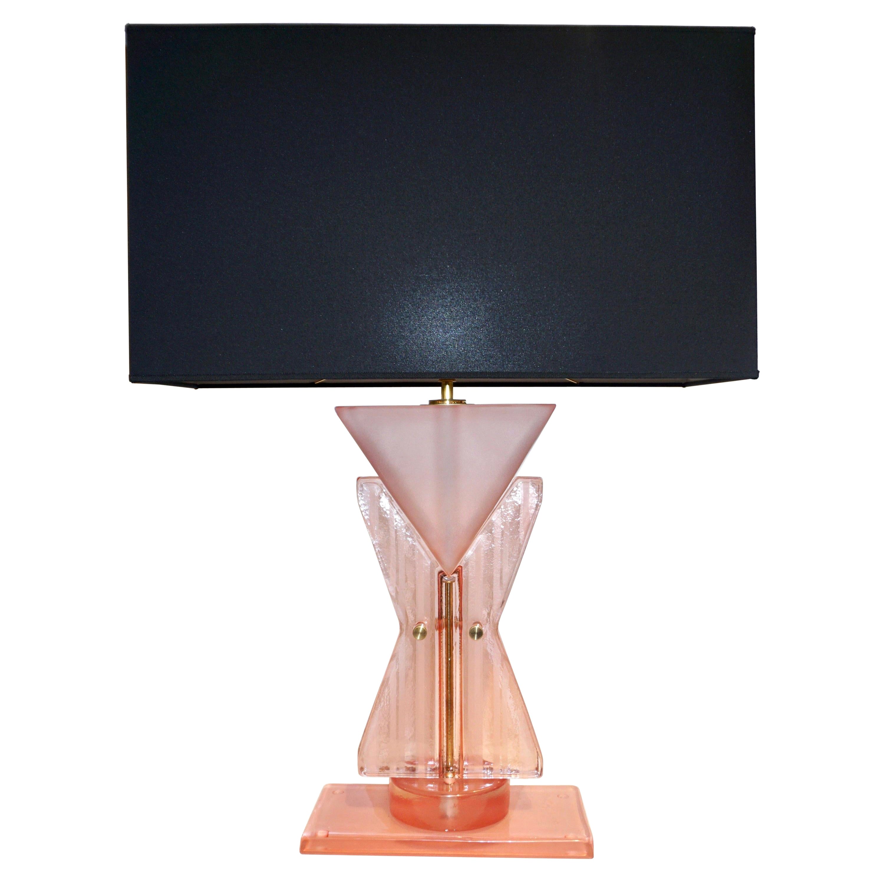Lampada da tavolo postmoderna italiana su misura in vetro di Murano rosa e geometrico