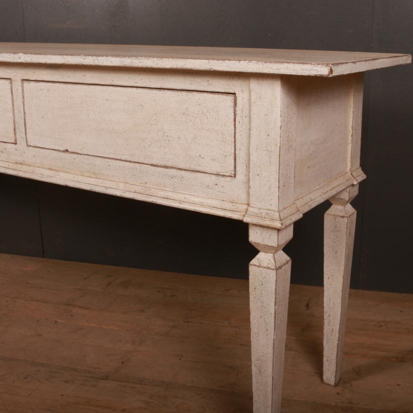 Bespoke handmade Italian style serving table. 
This can be made to your specific size and paint colour.

 

Dimensions
76.5 inches (194 cms) wide
17.5 inches (44 cms) deep
32.5 inches (83 cms) high.