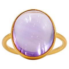 Anillo de oro de 18 quilates con cabujón de amatista clara a medida para Roberta