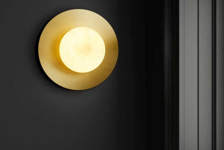 Bespoke Matlight Italian Alabaster Moon Minimalist Satin Brass Round Wall Light For Sale 2