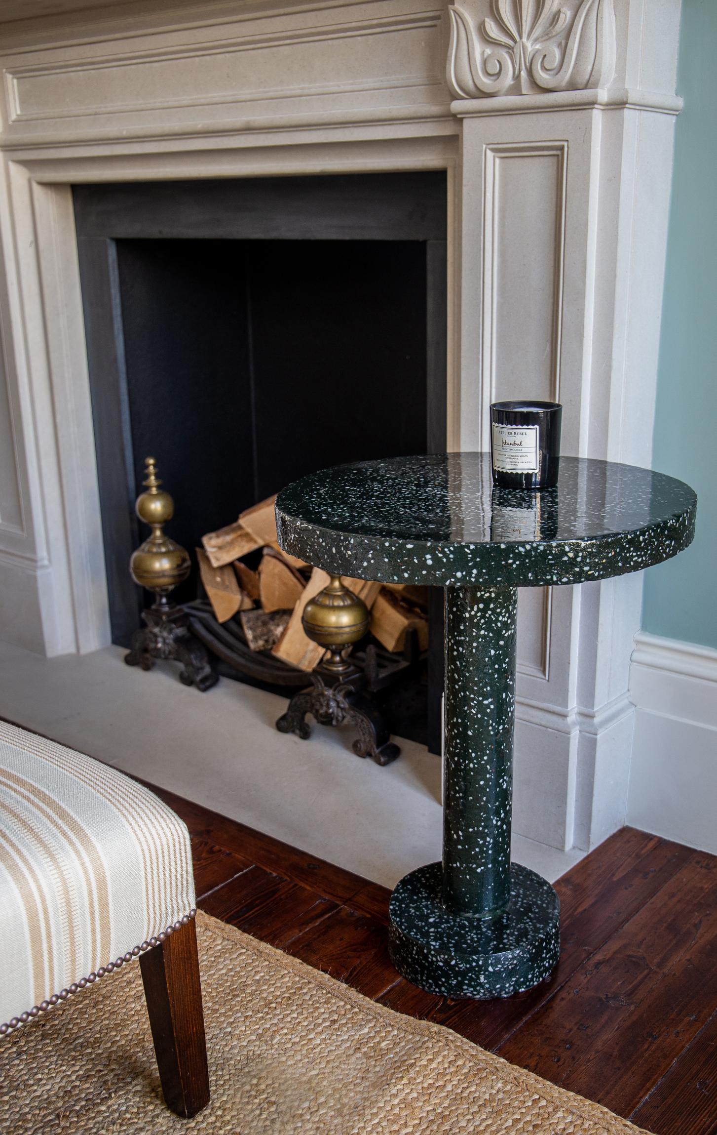 Bespoke Mephisto table In Portland stone and terrazzo ceramic by Toad Gallery In New Condition For Sale In London, GB