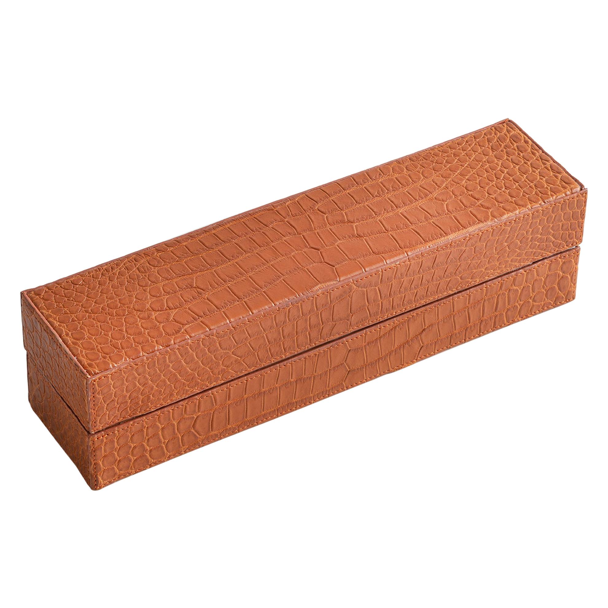 Bespoke Orange Alligator Backgamoon Chip Set Box For Sale