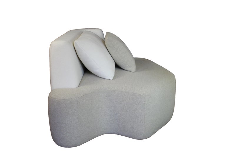 French Bespoke Organic Sofa in White and Cream Wool Handmade in France Customizable For Sale