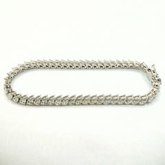 Bespoke Teardrop Pear Cut Diamond Tennis Bracelet in 14K/18K gold or platinum