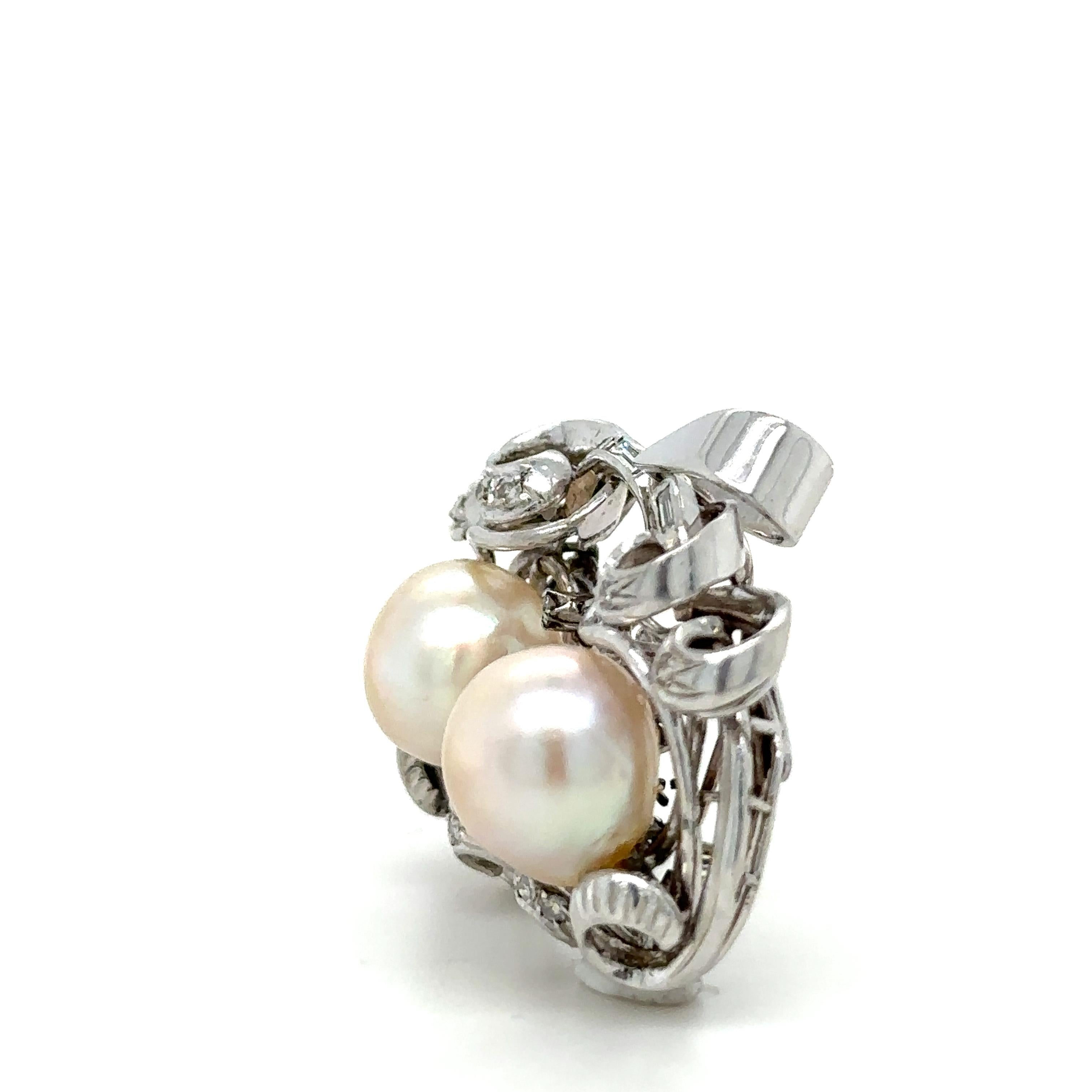 Bespoke Pearl & Diamond Brooch 0.45ct For Sale 1