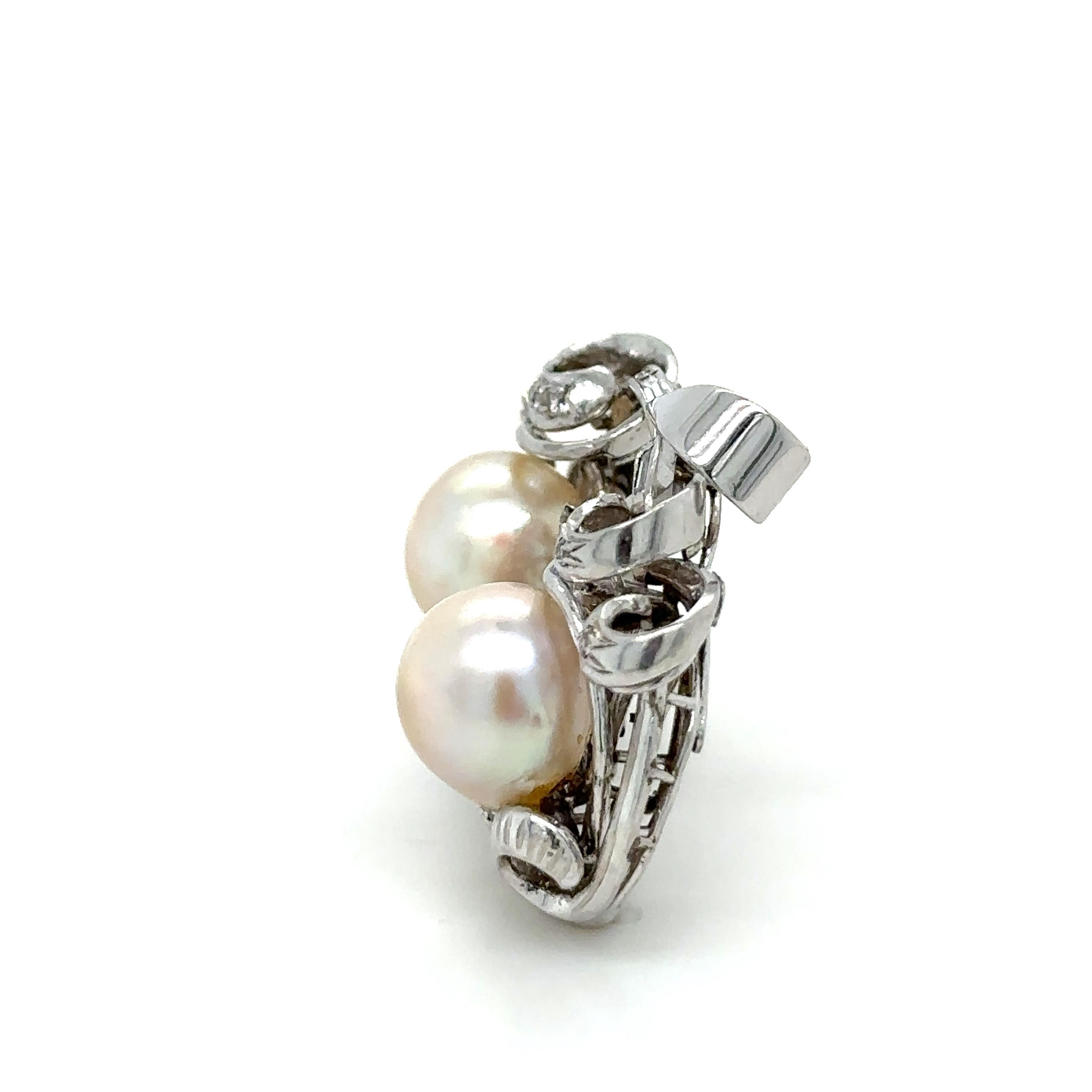 Bespoke Pearl & Diamond Brooch 0.45ct For Sale 2