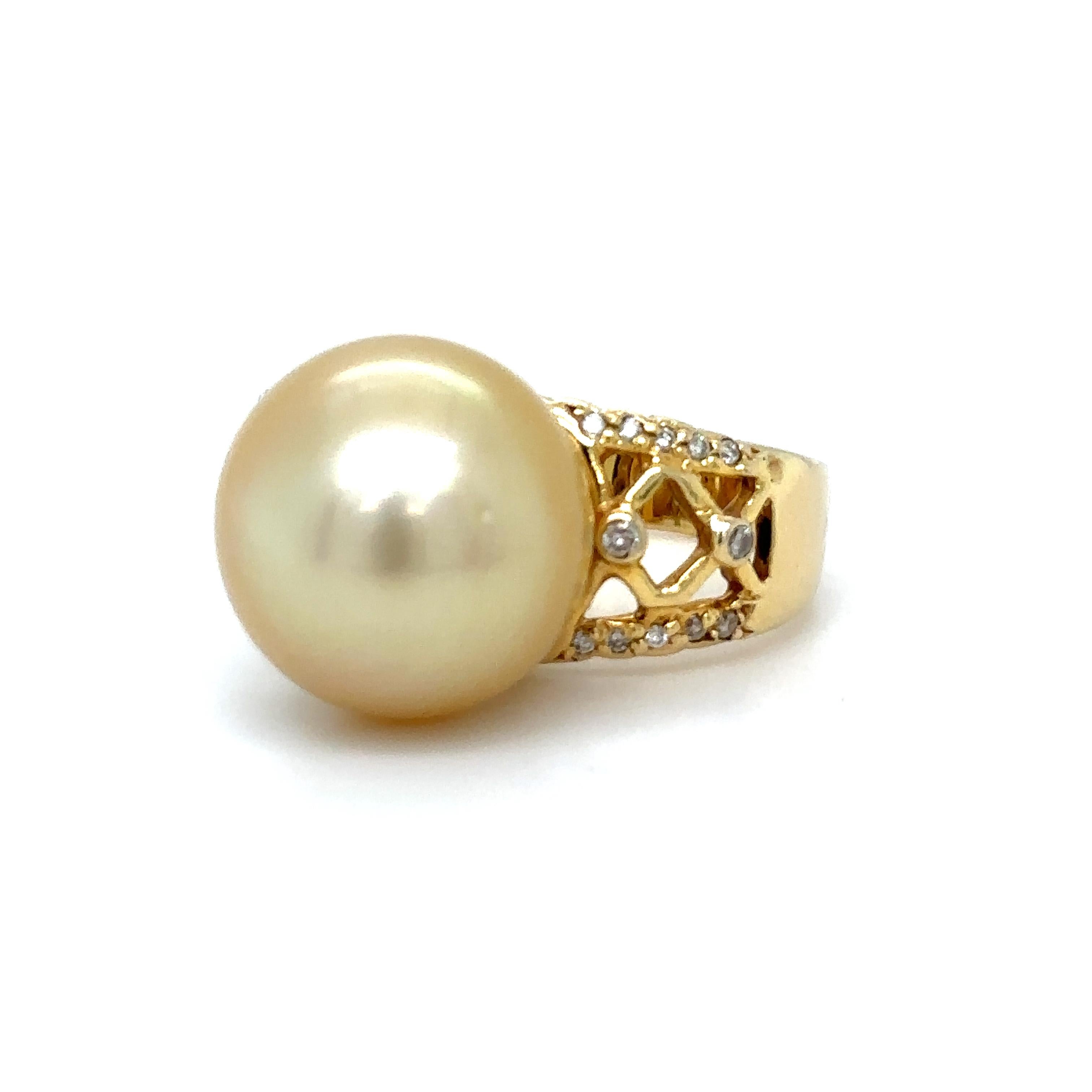 Brilliant Cut Bespoke Pearl & Diamond Ring 0.16ct For Sale