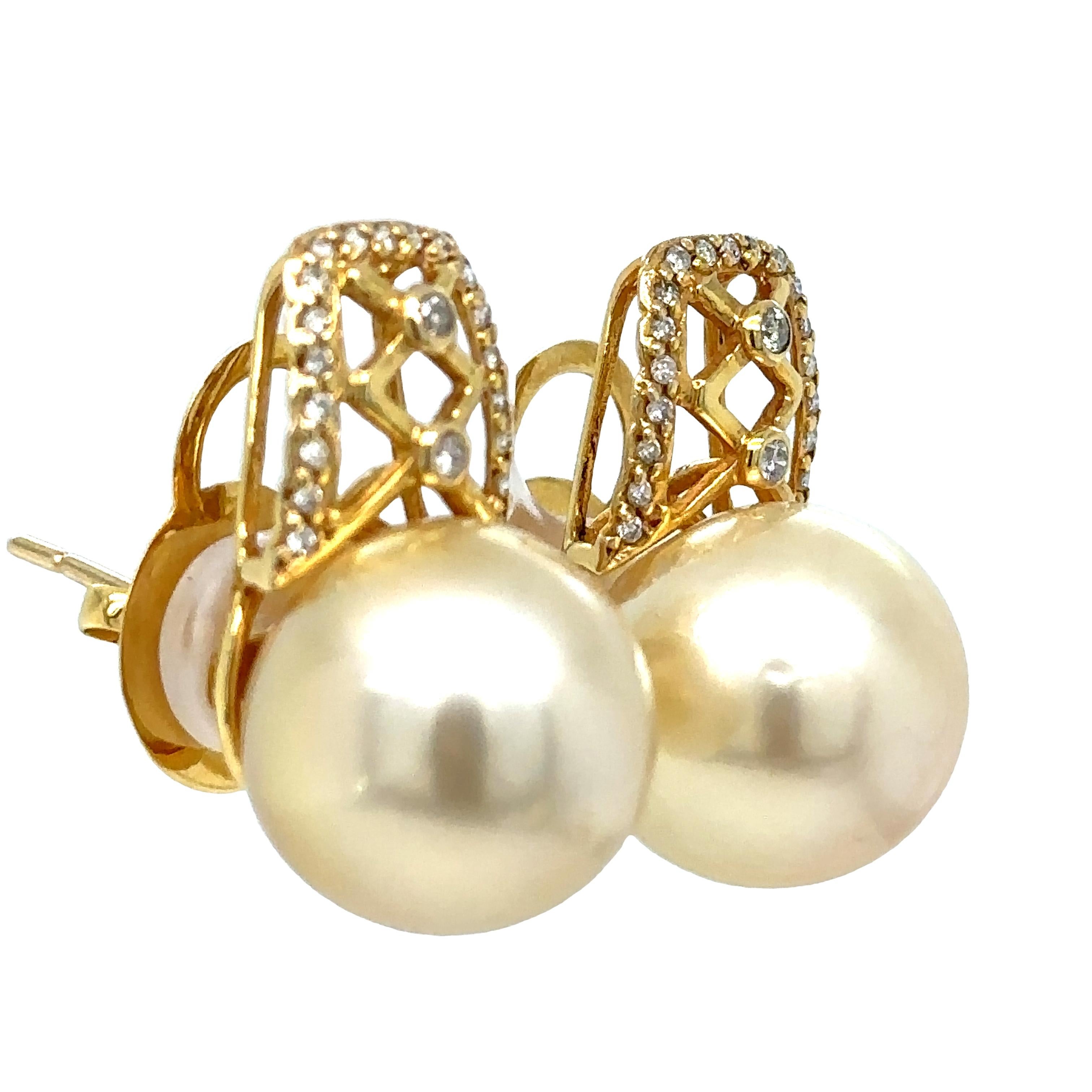 Bespoke Pearl & Diamond Stud Earrings 0.24ct In Excellent Condition In SYDNEY, NSW
