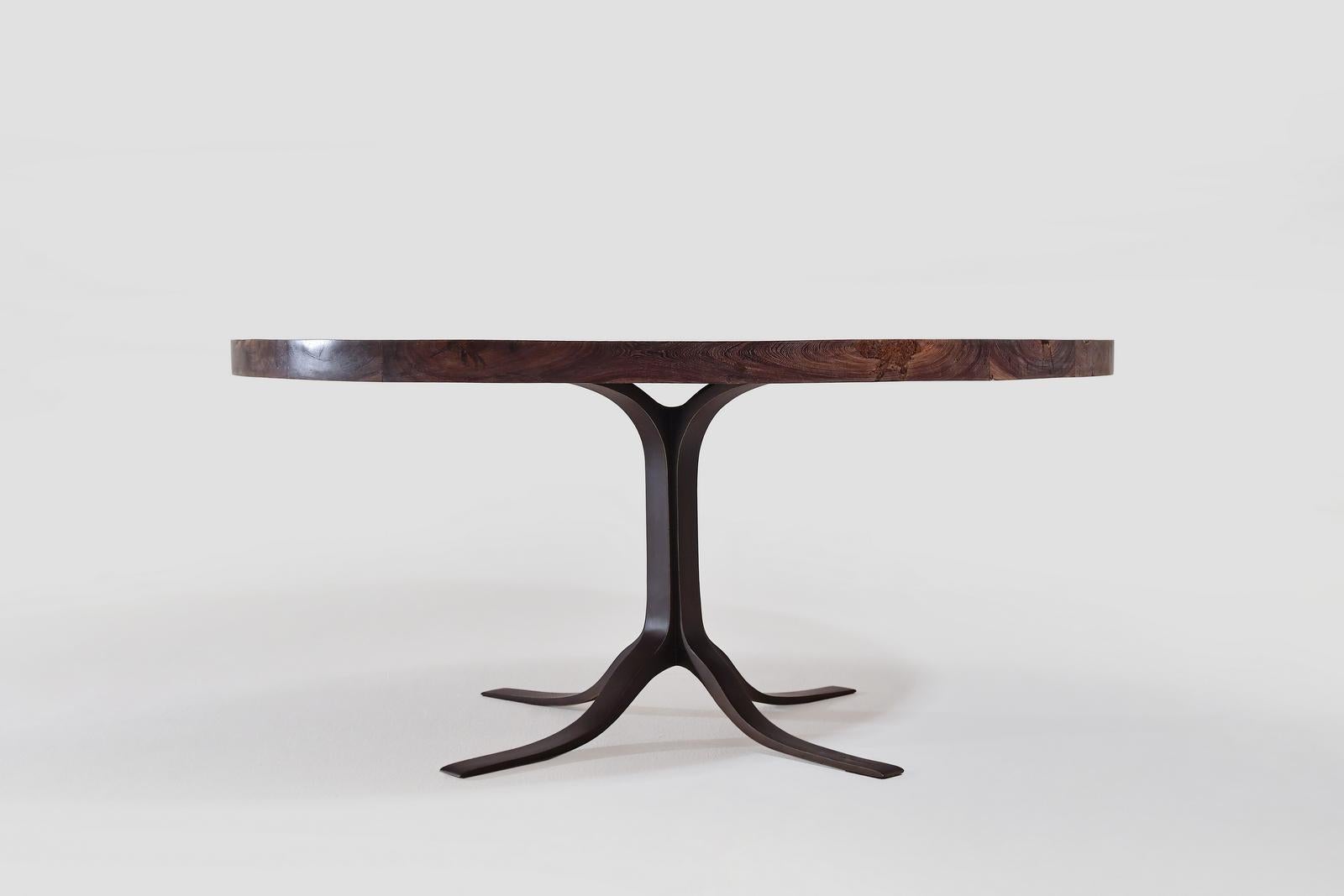 We just created this table for a New-York-based couple. They fell in love with our work and after a couple of back-and-forth and many screenshots later, we nailed down the brief, the type of wood, metal, finishes, patterns and dimensions. And so we