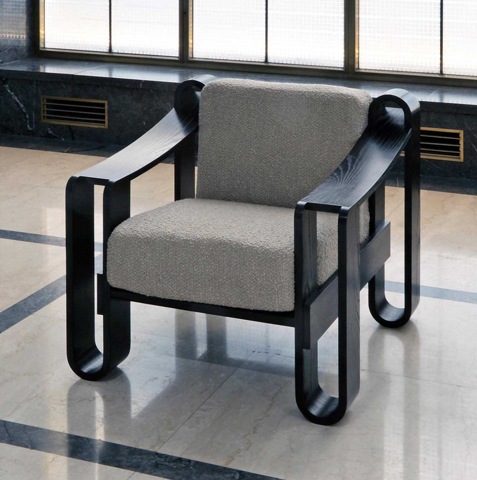 Armchair ‘Orient‘ made of rounded wood covered with Ash veneer. Removable cushions with fabric cover. Customizable, production time 10-12 weeks.