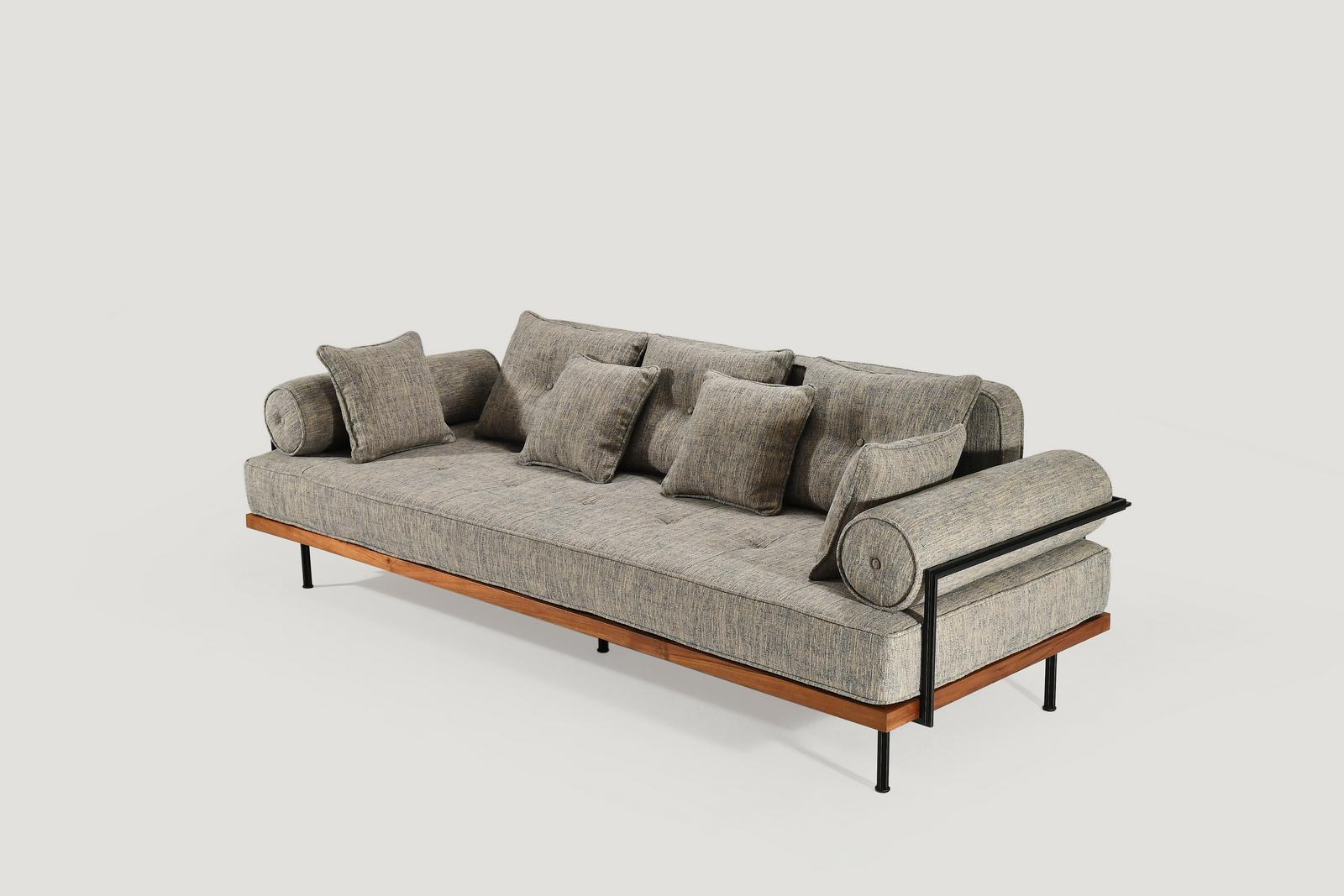 Model: PT70-BS3-TE-DO three-seat sofa
Dimensions: 225 x 87 x 70 cm; seat height 38.5cm.
(W x D x H) 88.58 x 34.25 x 27.56 inch; seat height 15.16 inch.
Frame: Reclaimed hardwood
Frame finish: Diamond Oil
Structure: Extruded and hand-welded solid