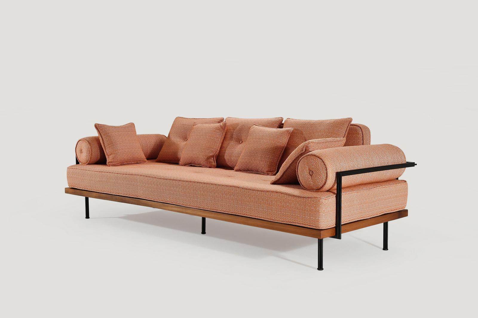 Model: PT70-BS3-TE-DO three-seat sofa
Dimensions: 225 x 87 x 70 cm; seat height 38.5cm.
(W x D x H) 88.58 x 34.25 x 27.56 inch; seat height 15.16 inch
Frame: Reclaimed hardwood
Frame finish: Diamond oil
Structure: Extruded and hand-welded solid