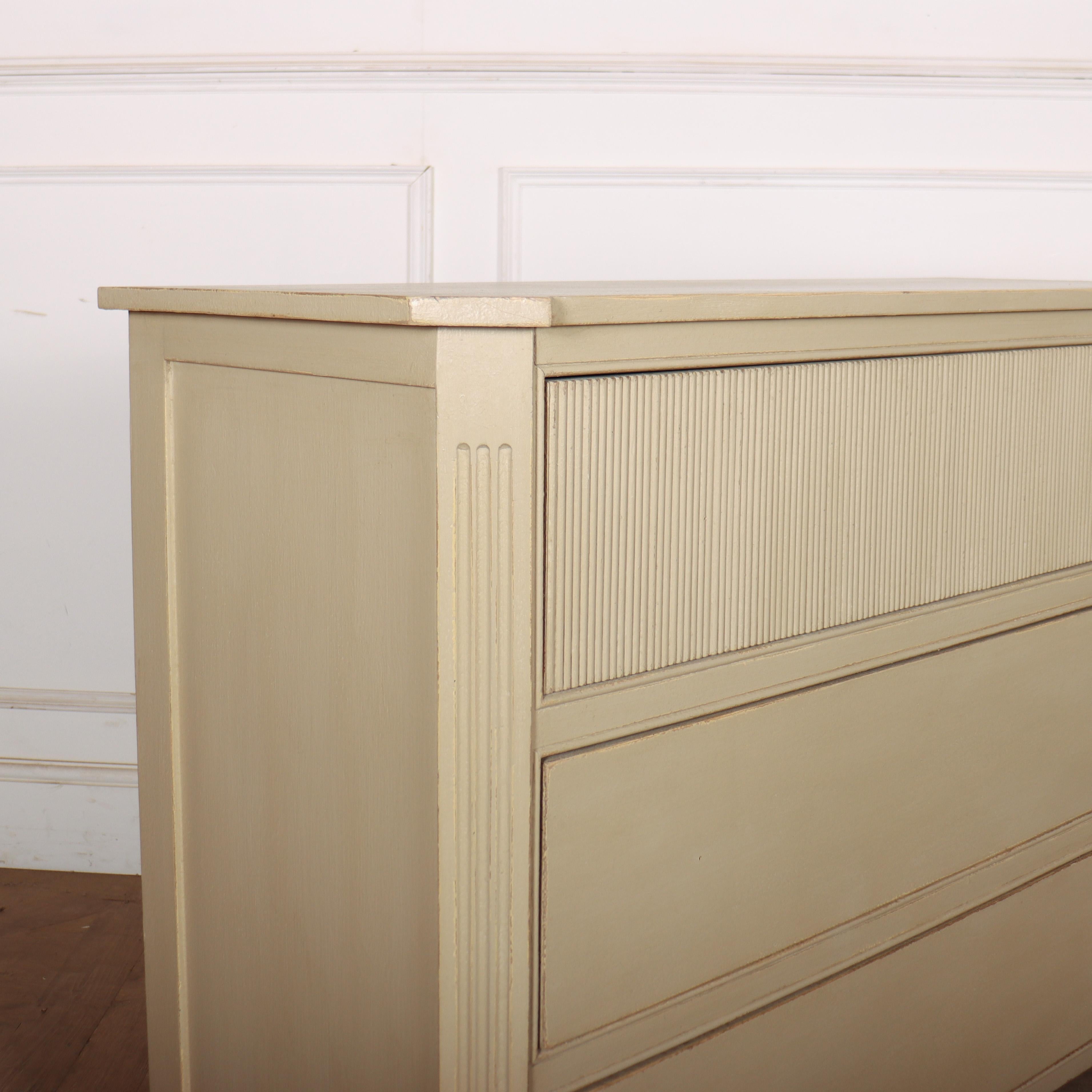 Bespoke Swedish style three drawer commode with a reeded top drawer and panelled sides. 

Customer will need to supply handles which we can fit. 


Code: 9115

Dimensions:
W: 47.5
