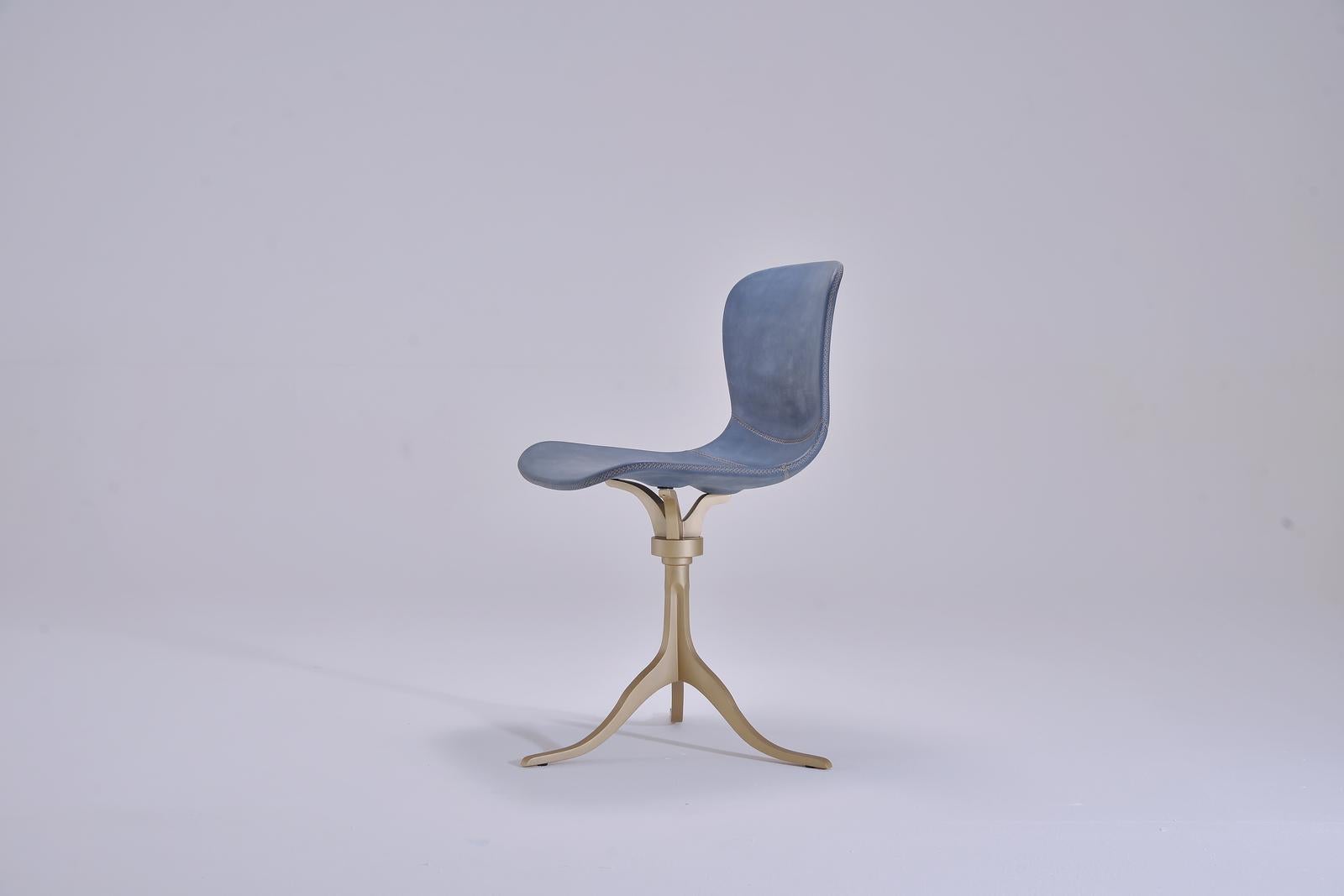 Mid-Century Modern Bespoke Swivel Chair in Blue Leather and Hand Cast Brass Base by P. Tendercool For Sale