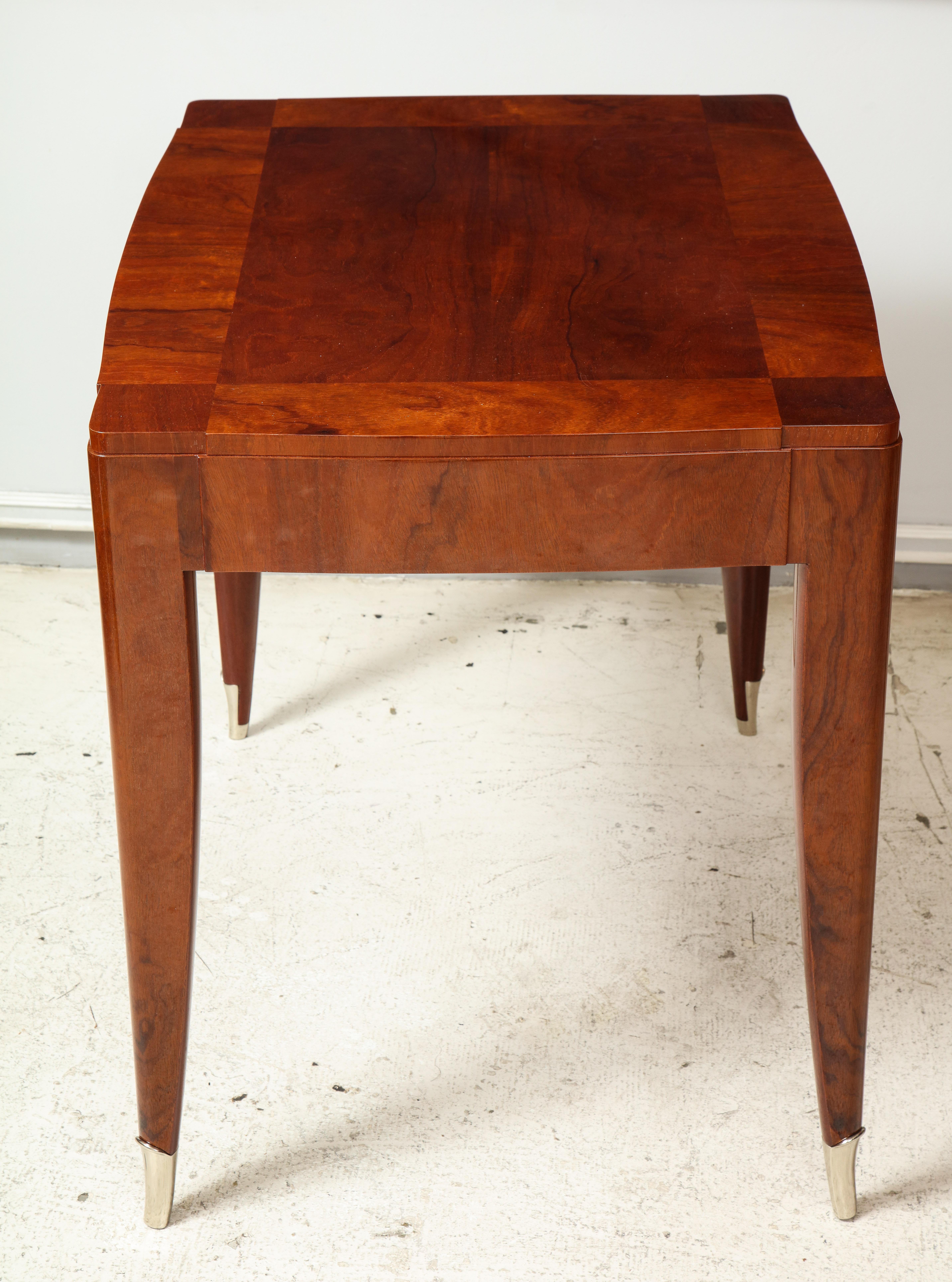 Bespoke Table in the Manner of Jules Leleu In New Condition For Sale In New York, NY