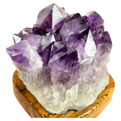 Maßgeschneiderte Tischlampe mit AAA Amethyst-Cluster und brasilianischem Holz